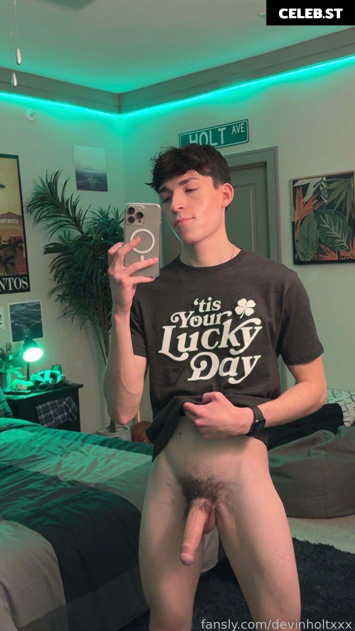 devinholtxxx Image 16593761