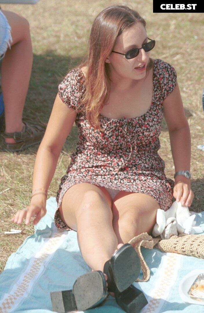 Candids Image 1640190