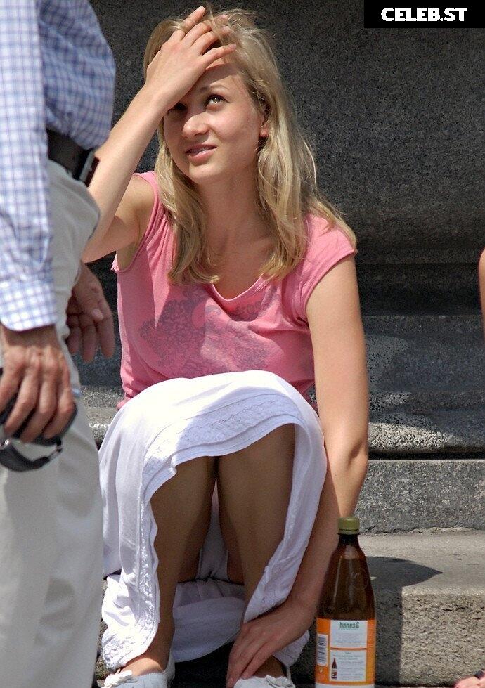 Candids Image 1640097