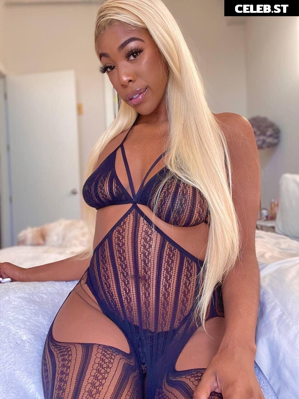 babydollnaomi Image 16356083