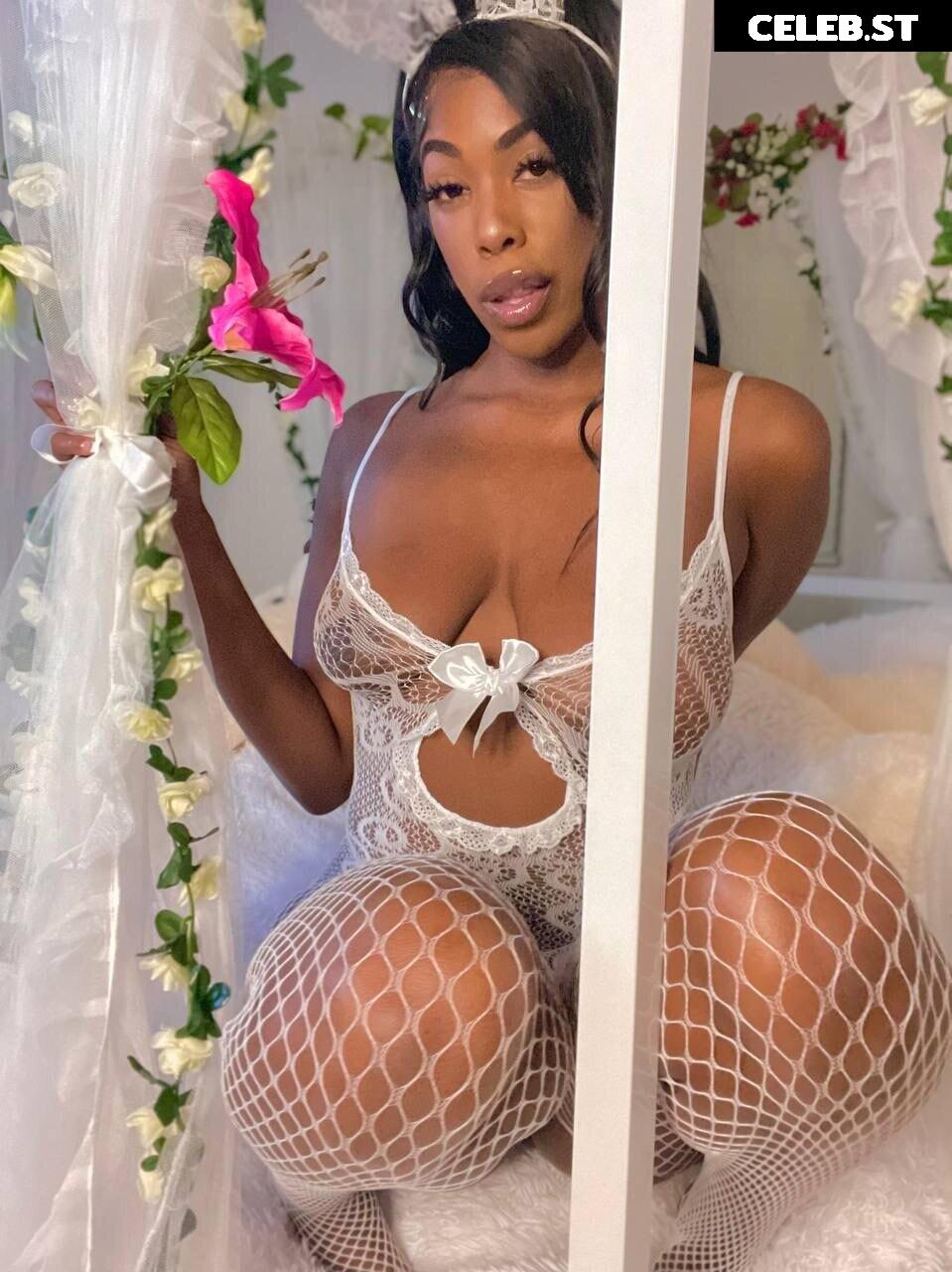 babydollnaomi Image 16335382