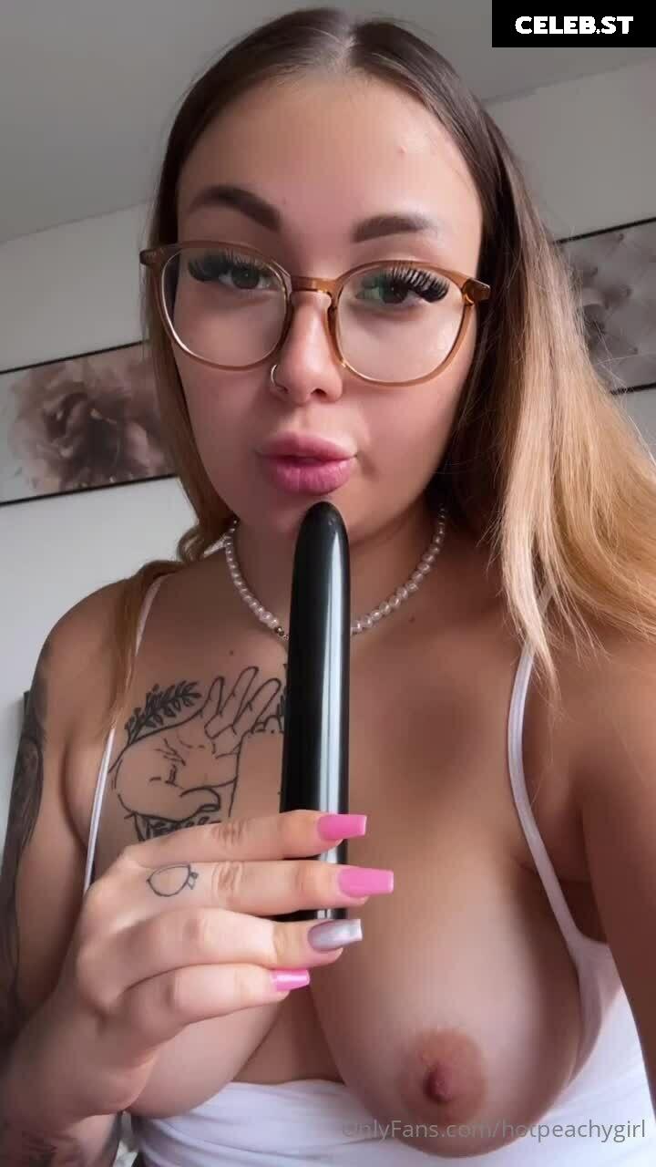 Hotpeachygirl Image 1633420