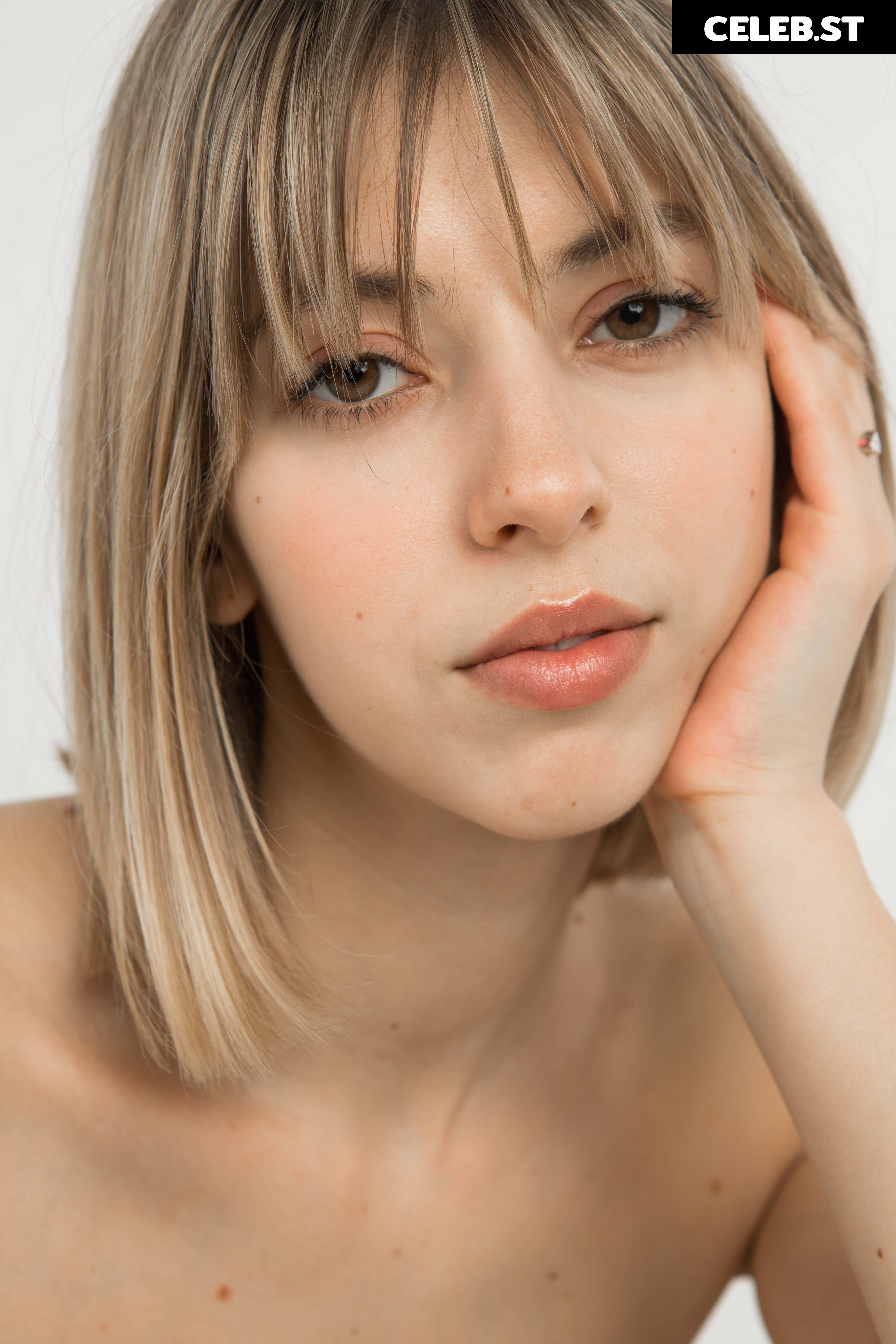 Avery Image 1638864