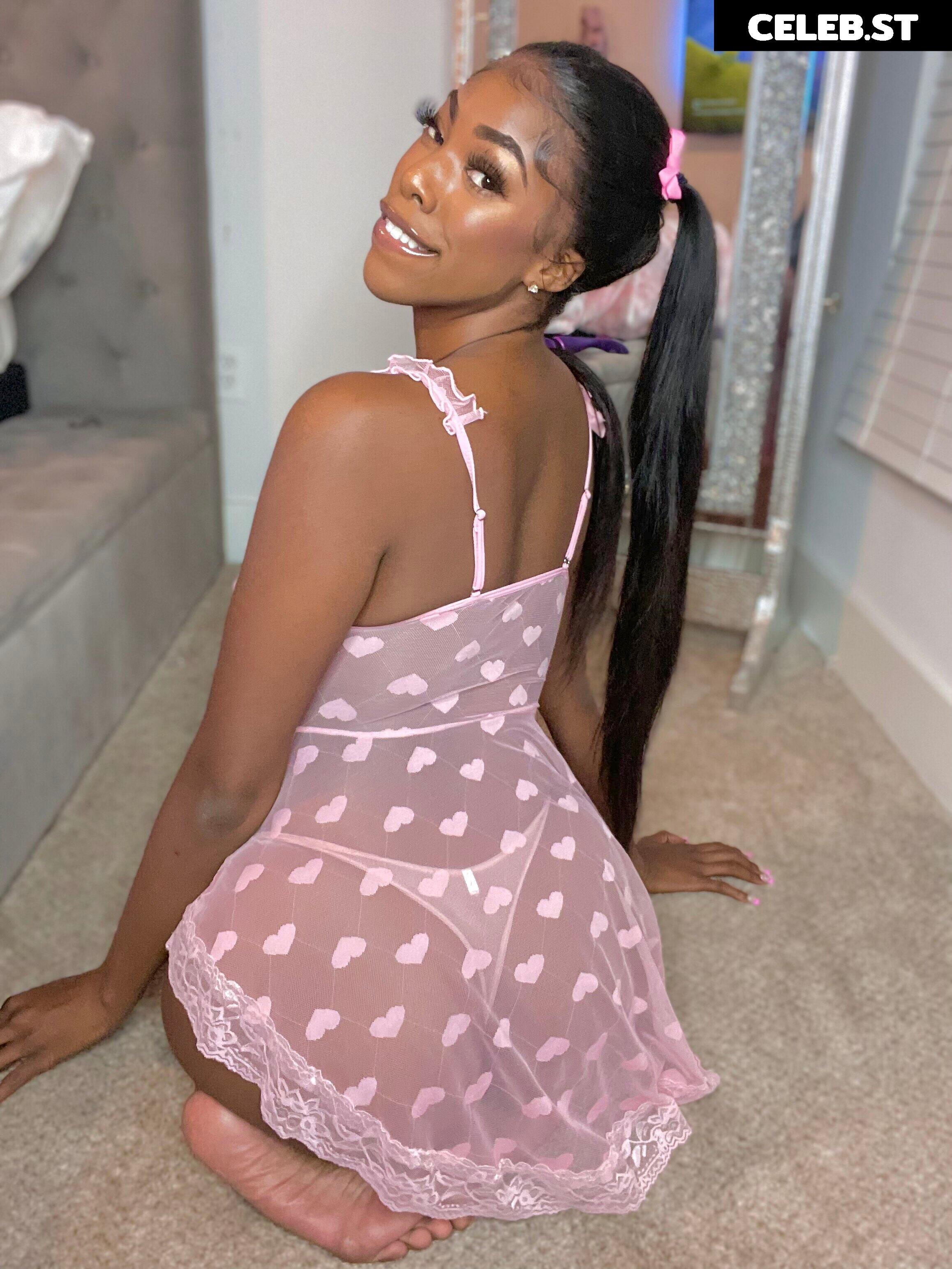 babydollnaomi Image 16385673