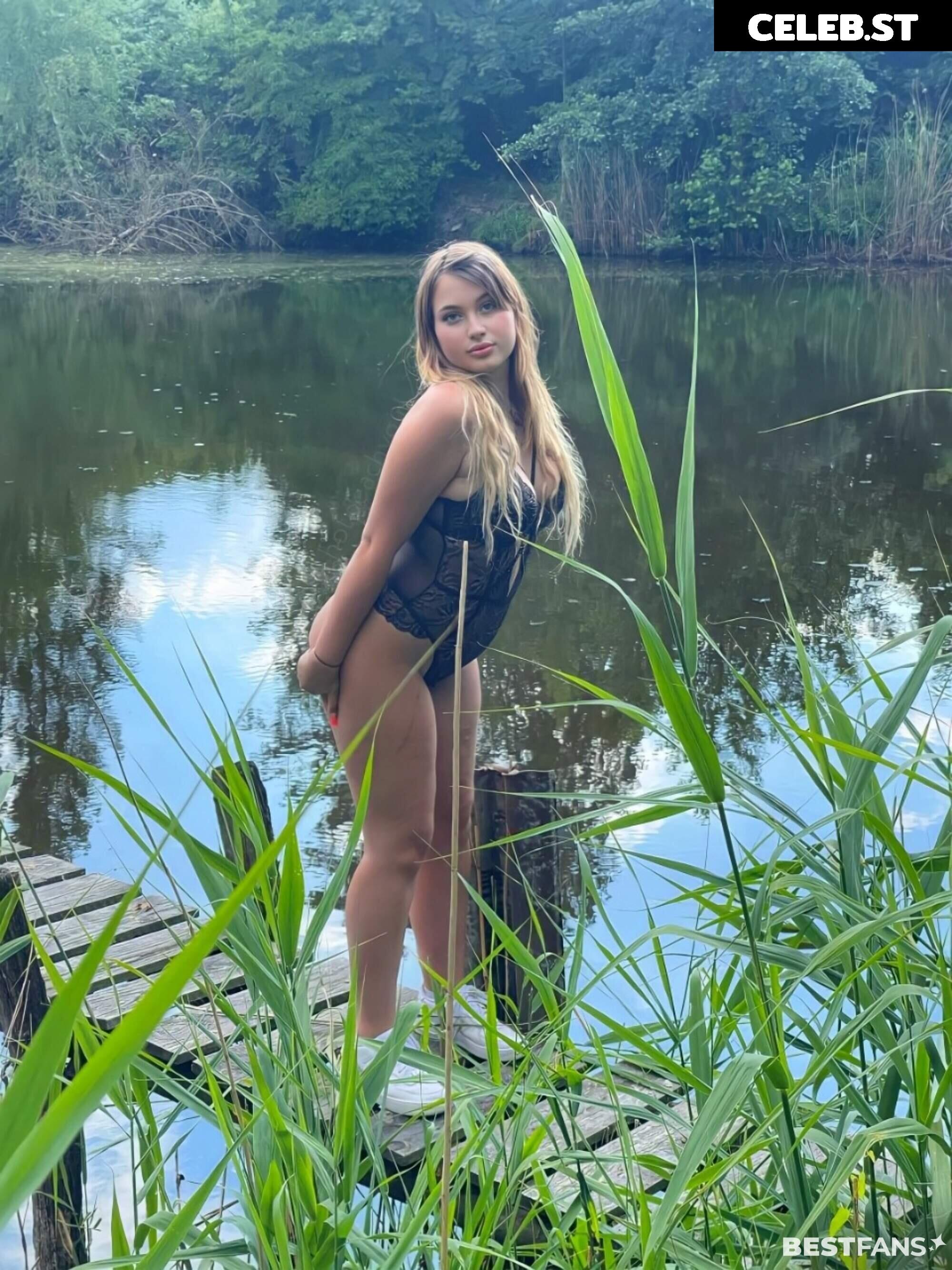 Hotpeachygirl Image 1627712