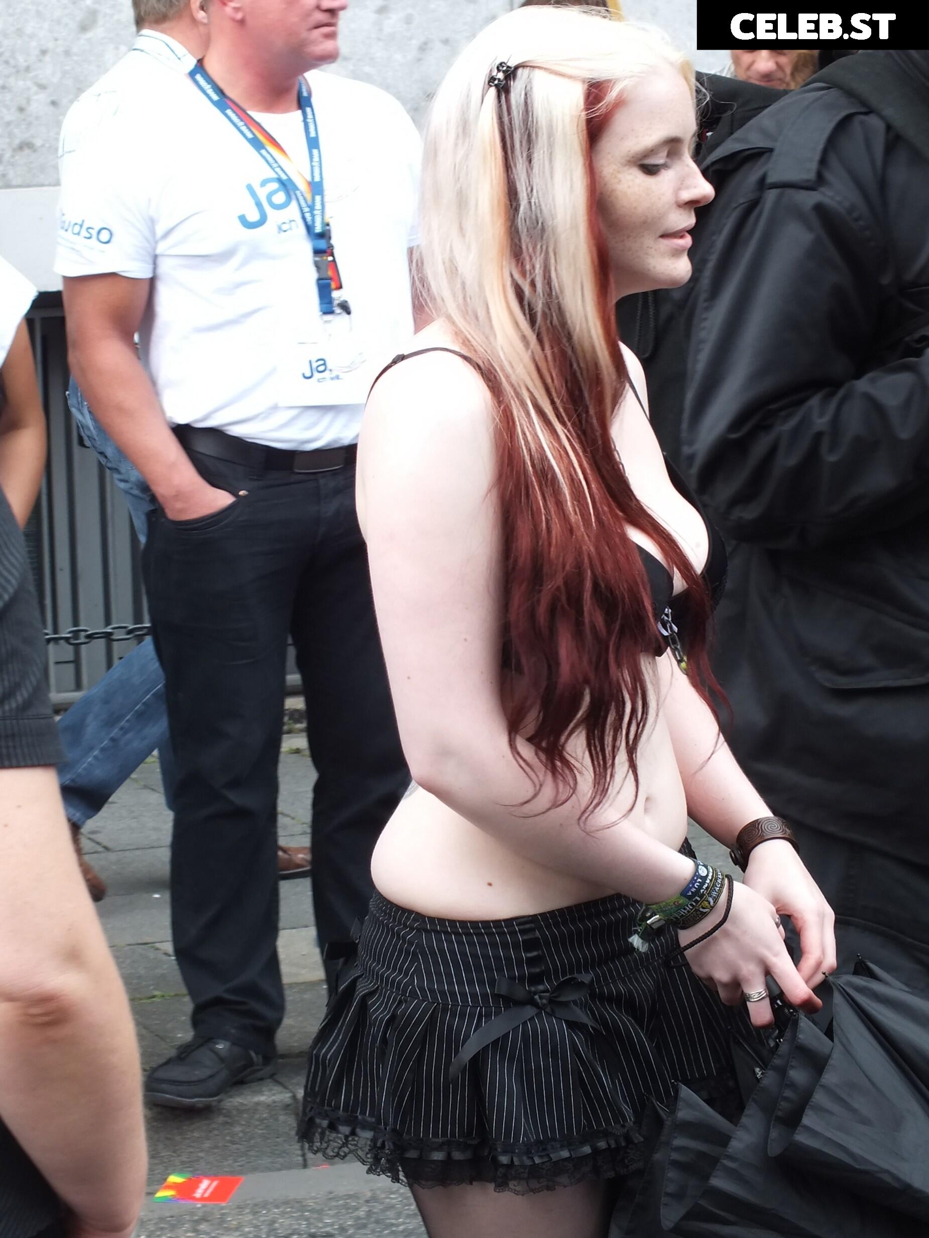 Candids Image 1624943