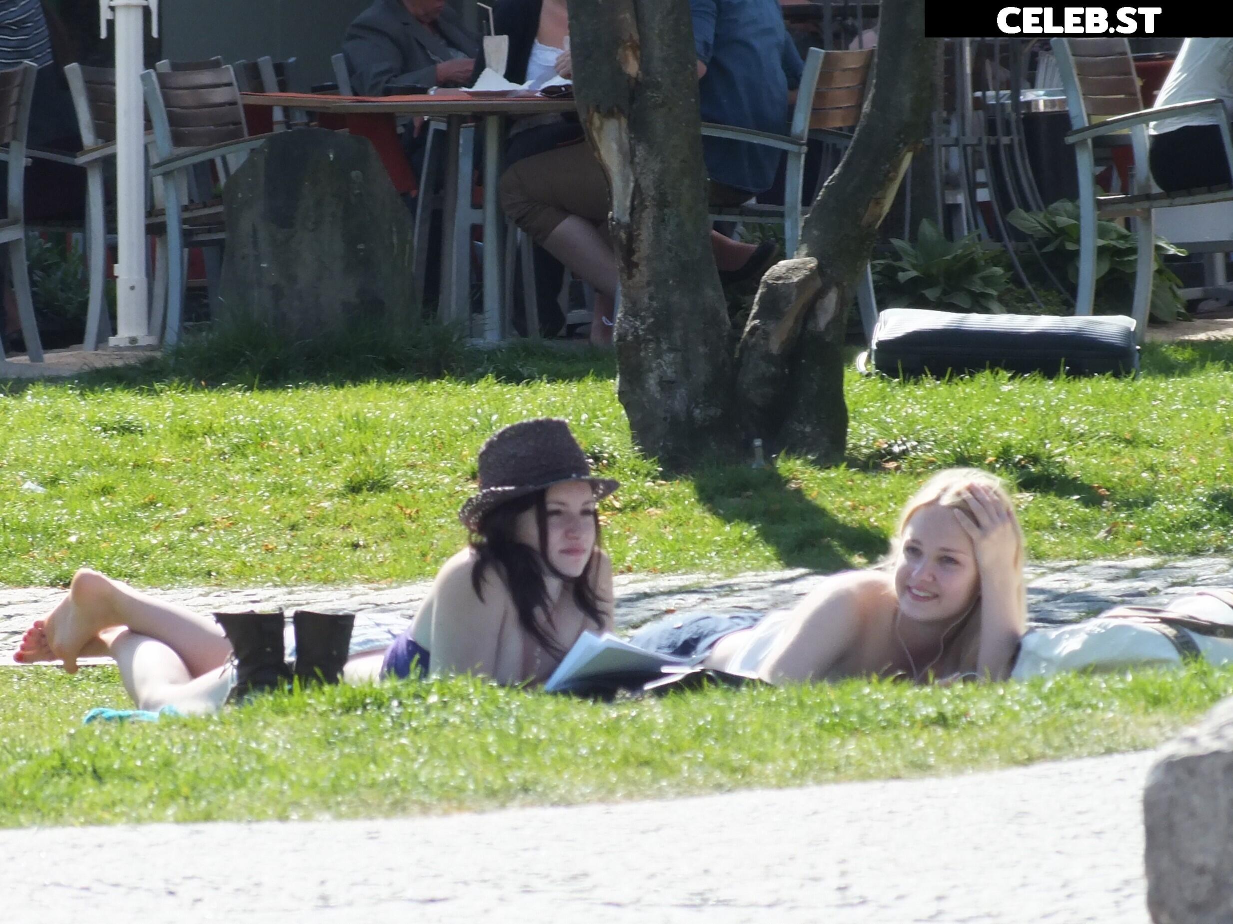 Candids Image 1622998