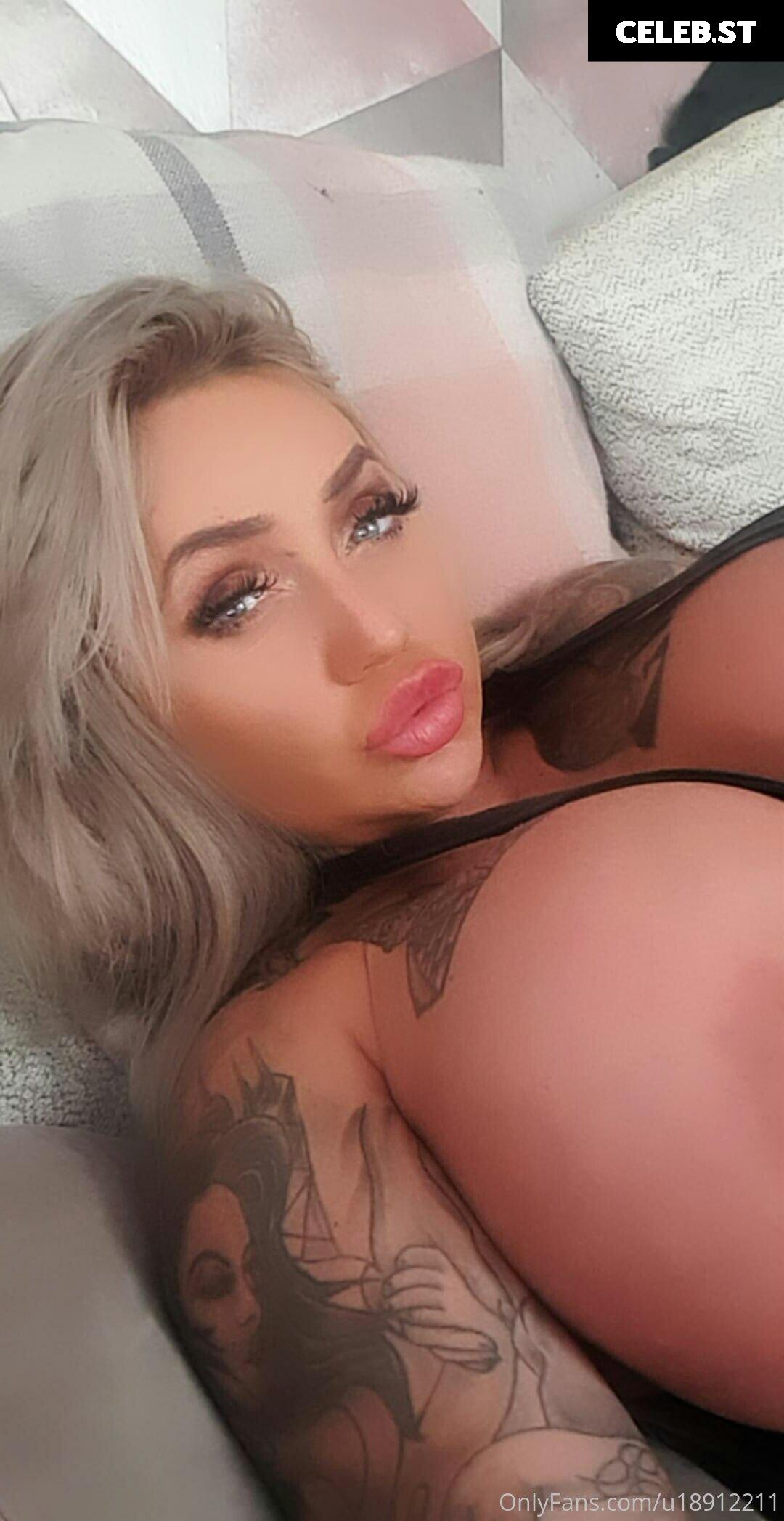 bustyblondeduo Image 16297332