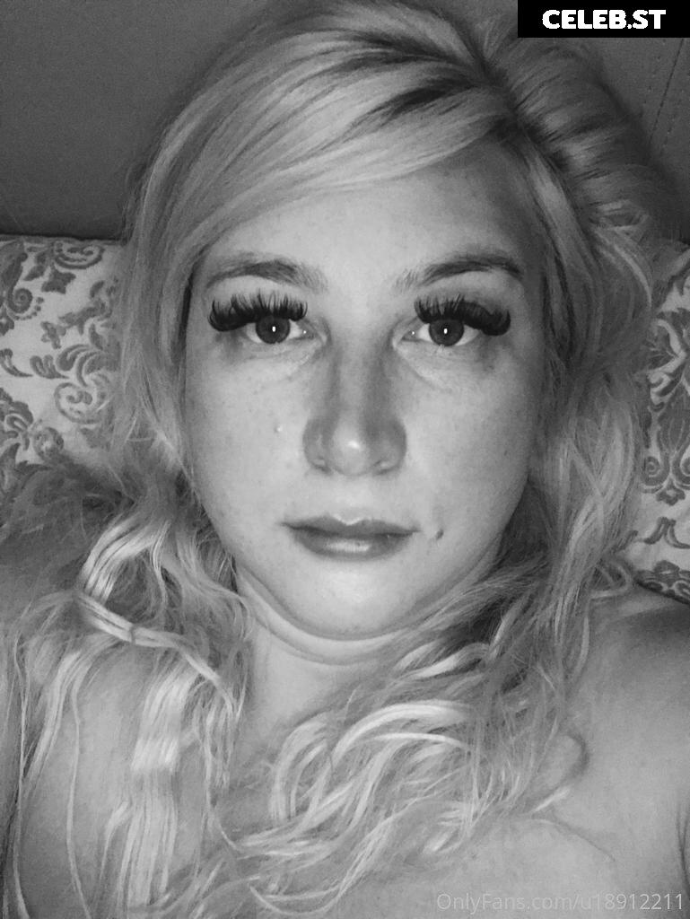 bustyblondeduo Image 16296836
