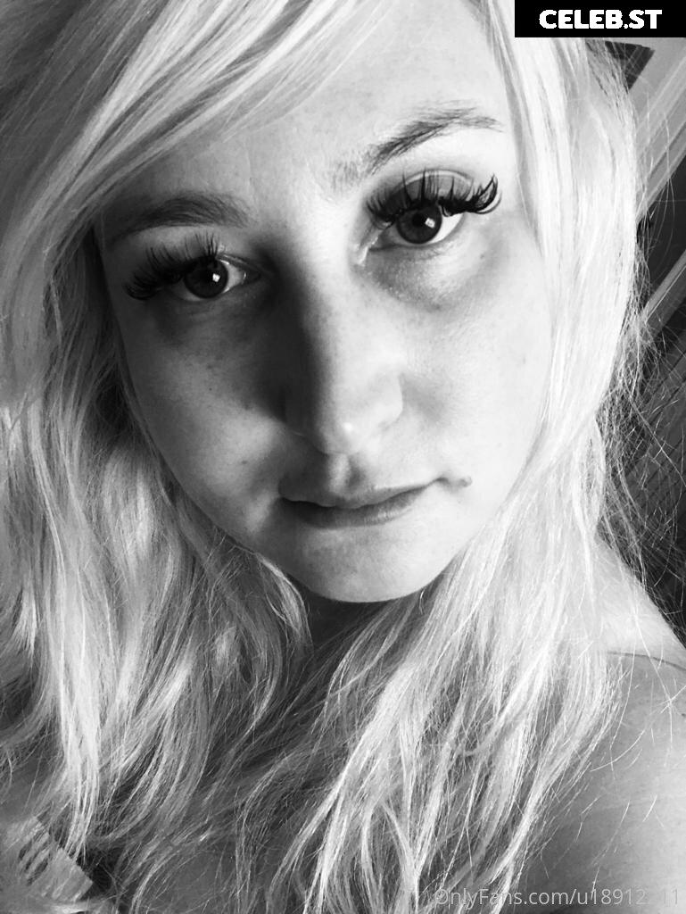 bustyblondeduo Image 16296479