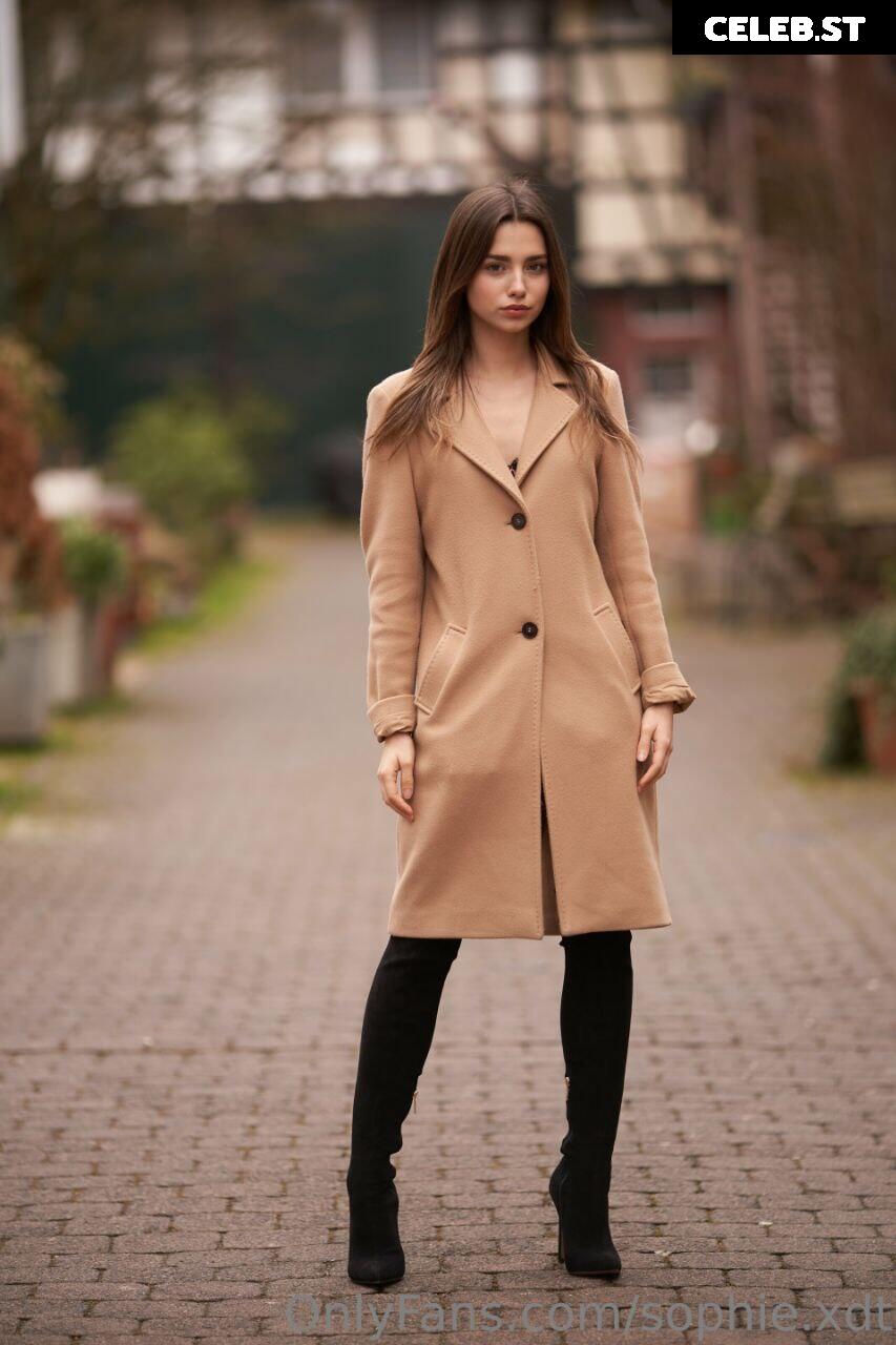 Sophie.xdt Image 1603115