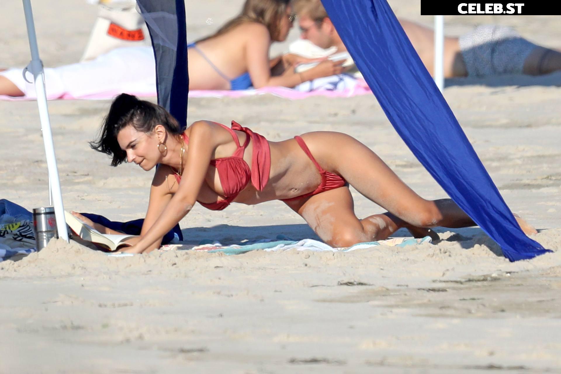 Emily Ratajkowski Image 1795505