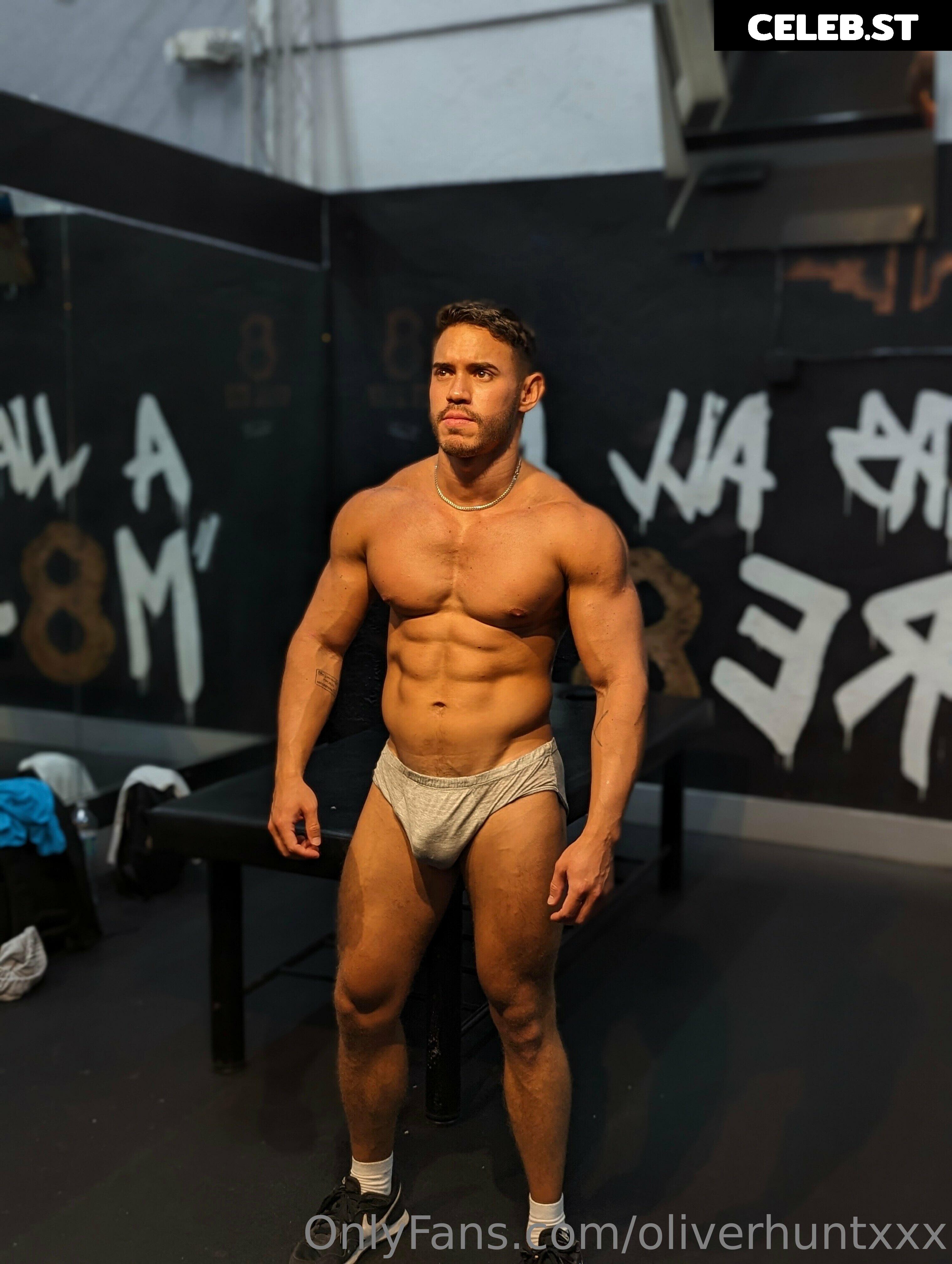 oliverhuntxxx Image 17964753
