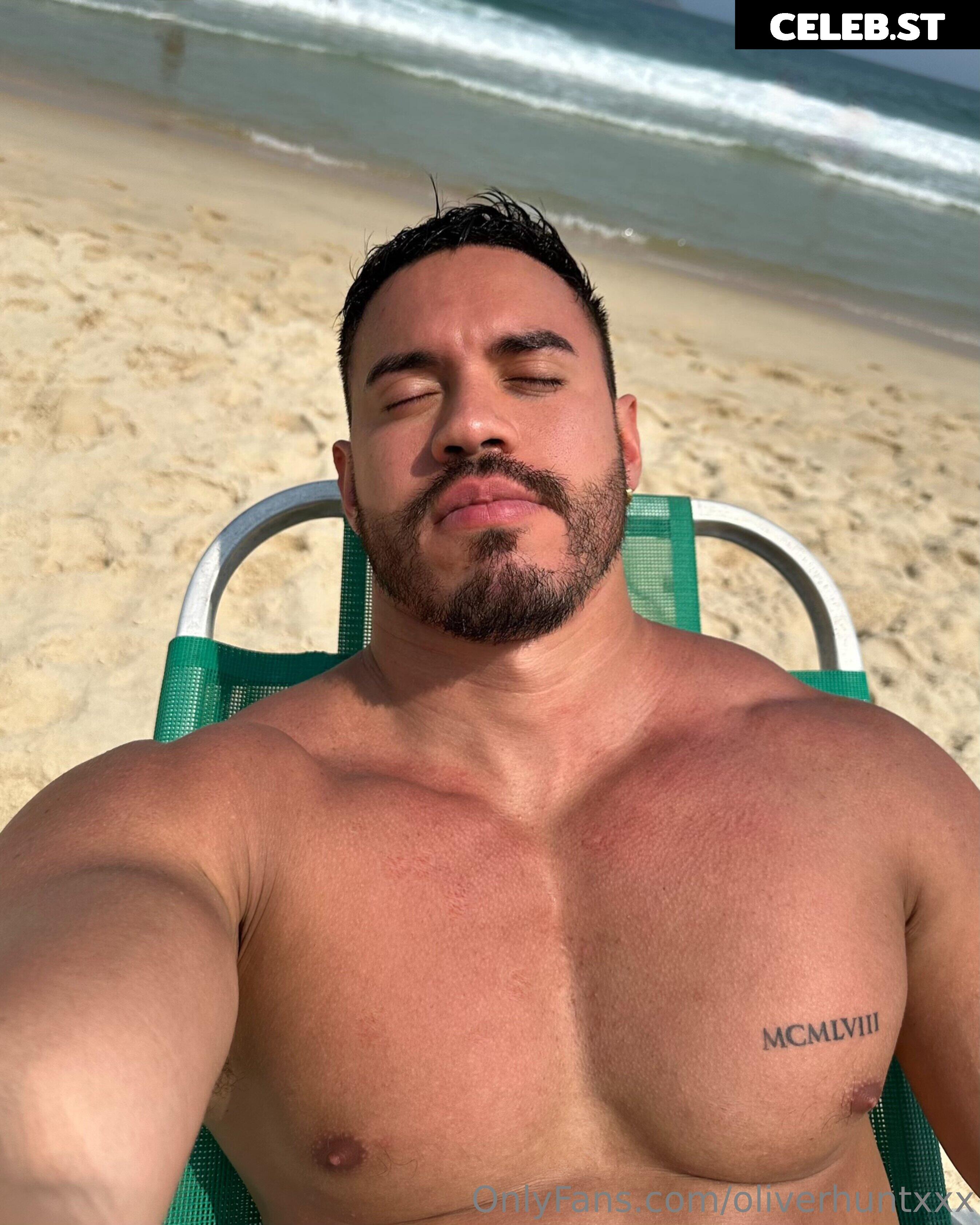 oliverhuntxxx Image 17960876