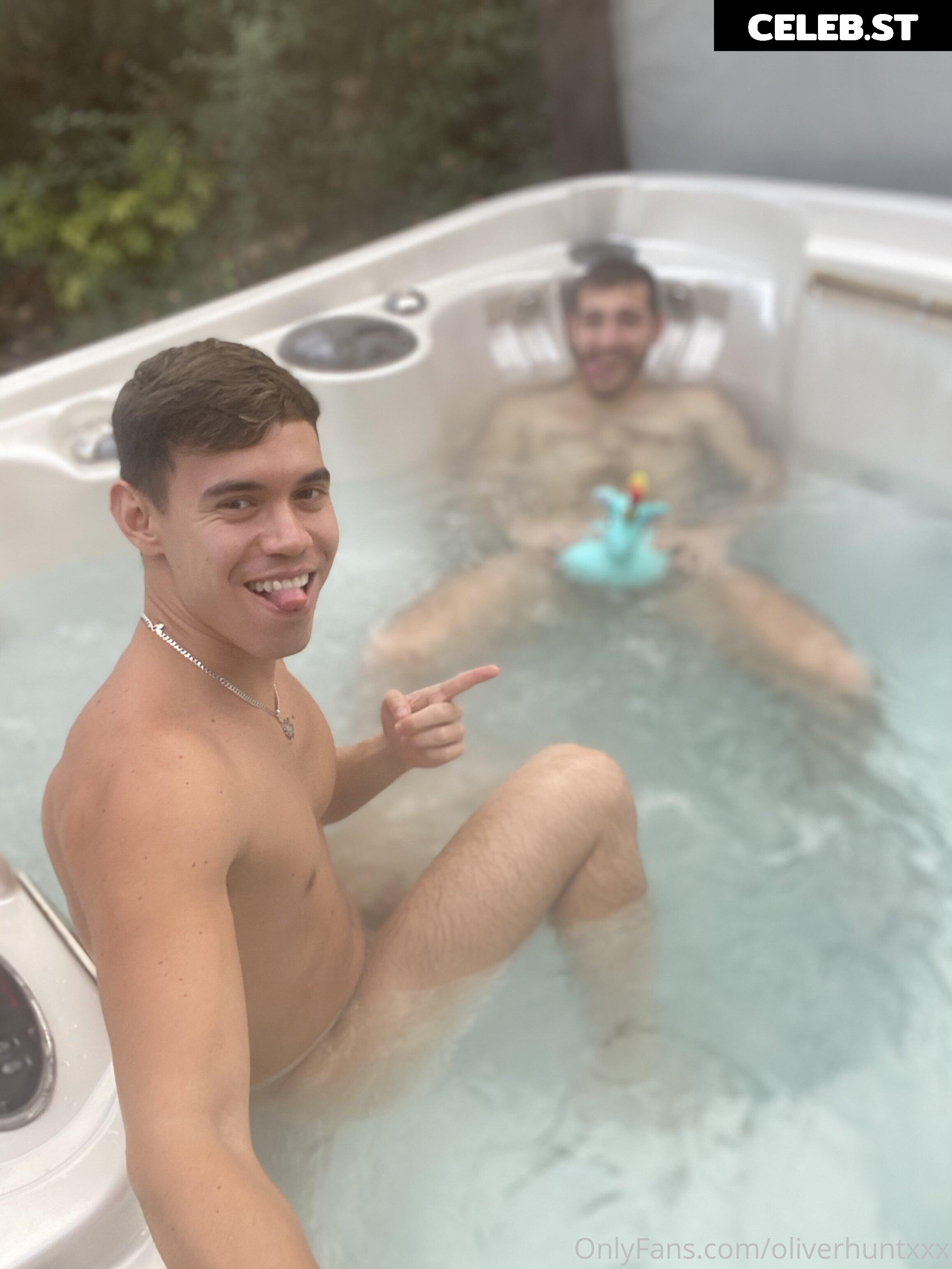 oliverhuntxxx Image 17978175