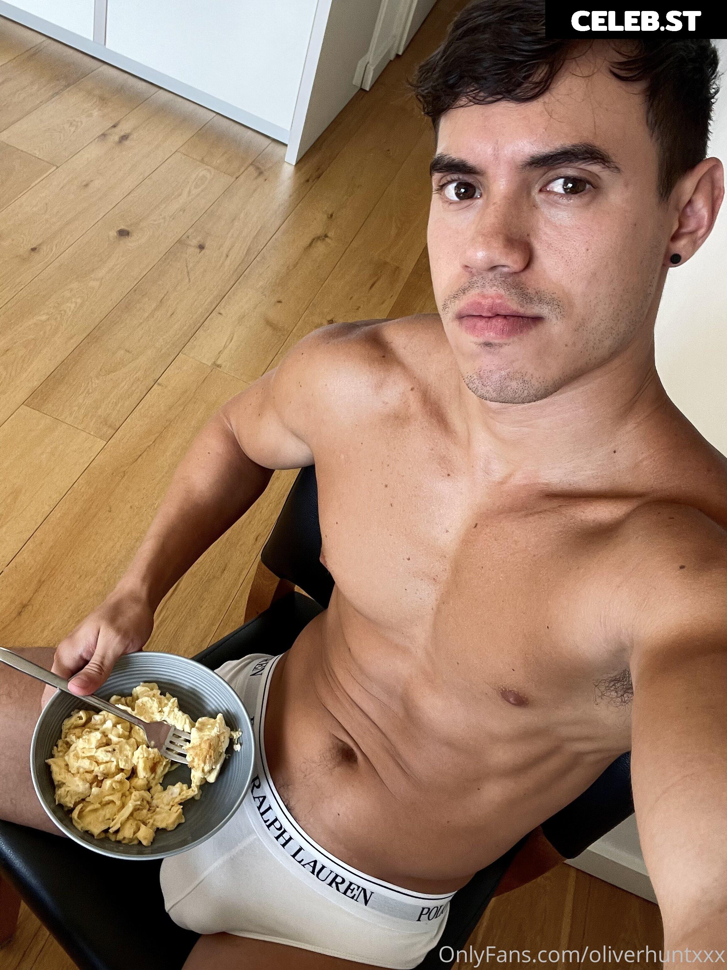 oliverhuntxxx Image 17972927