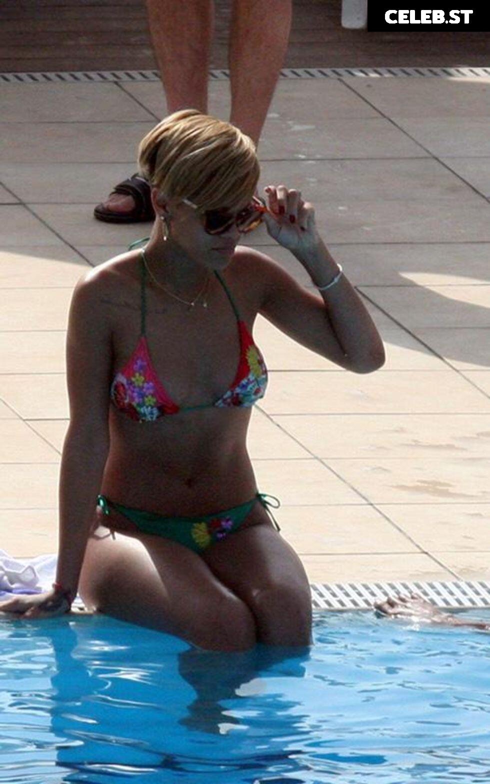 Rihanna Image 1794191