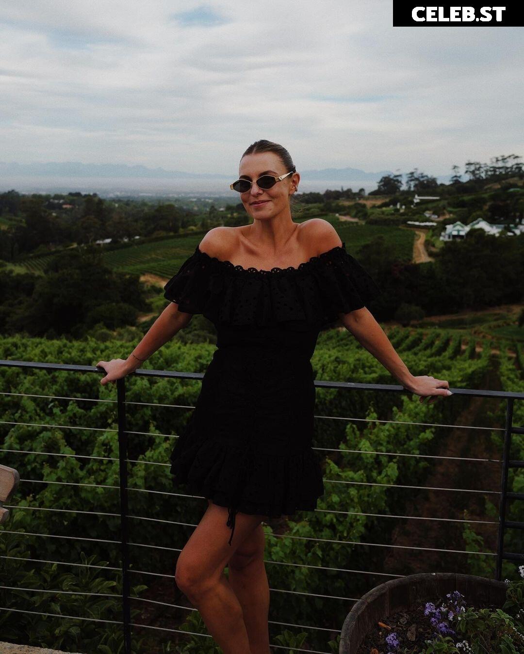 Laura Wontorra Image 1791484
