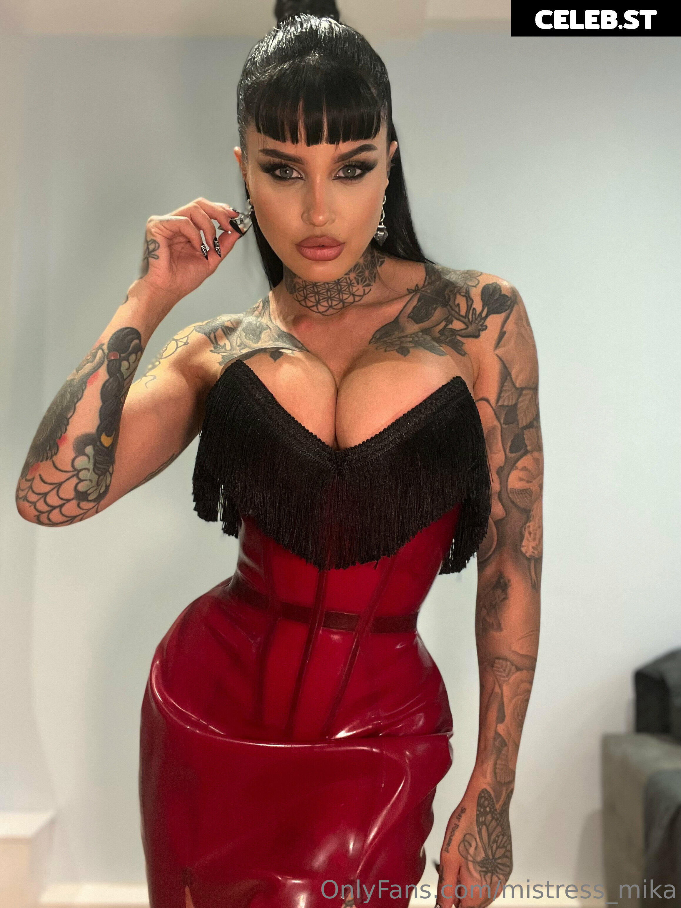 Mistress Mika Katana Image 1786794