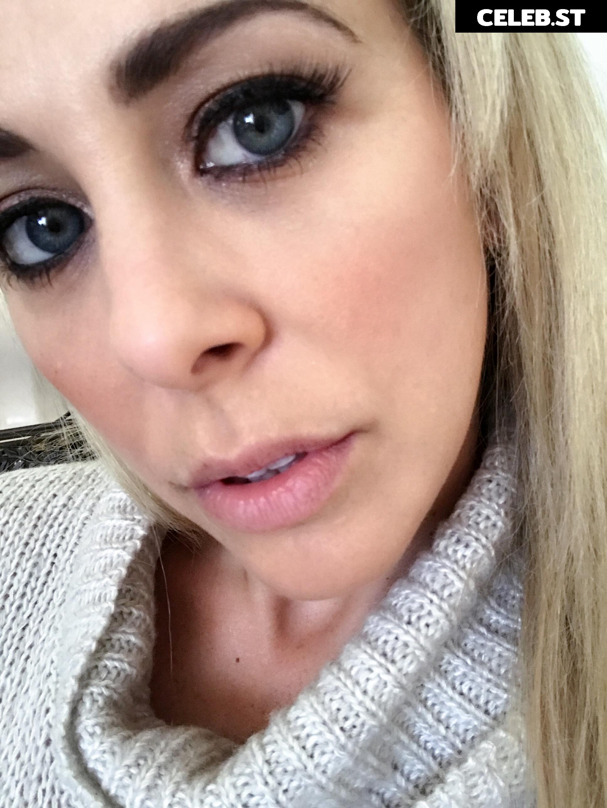 cheriedeville Image 17824790