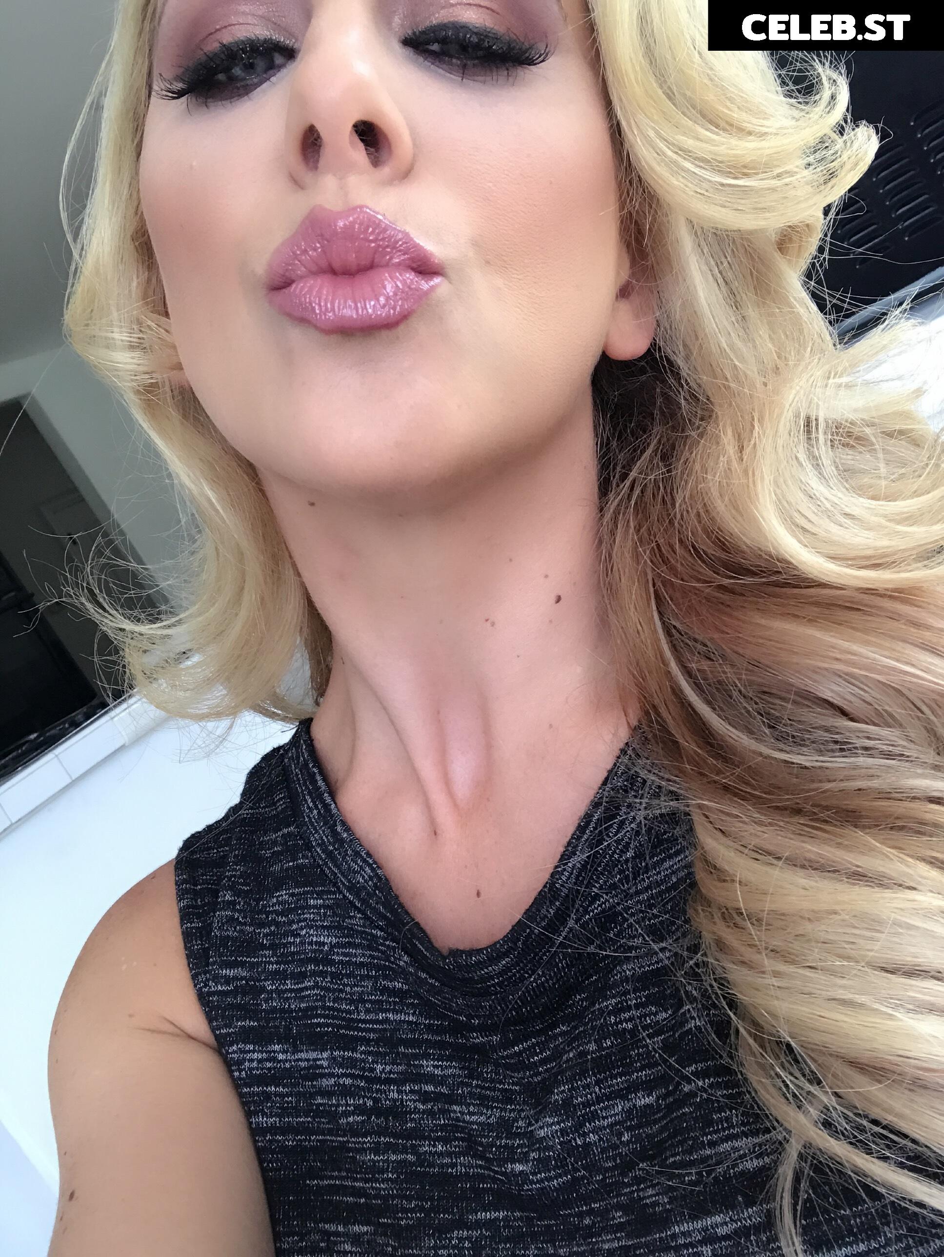 cheriedeville Image 17827794