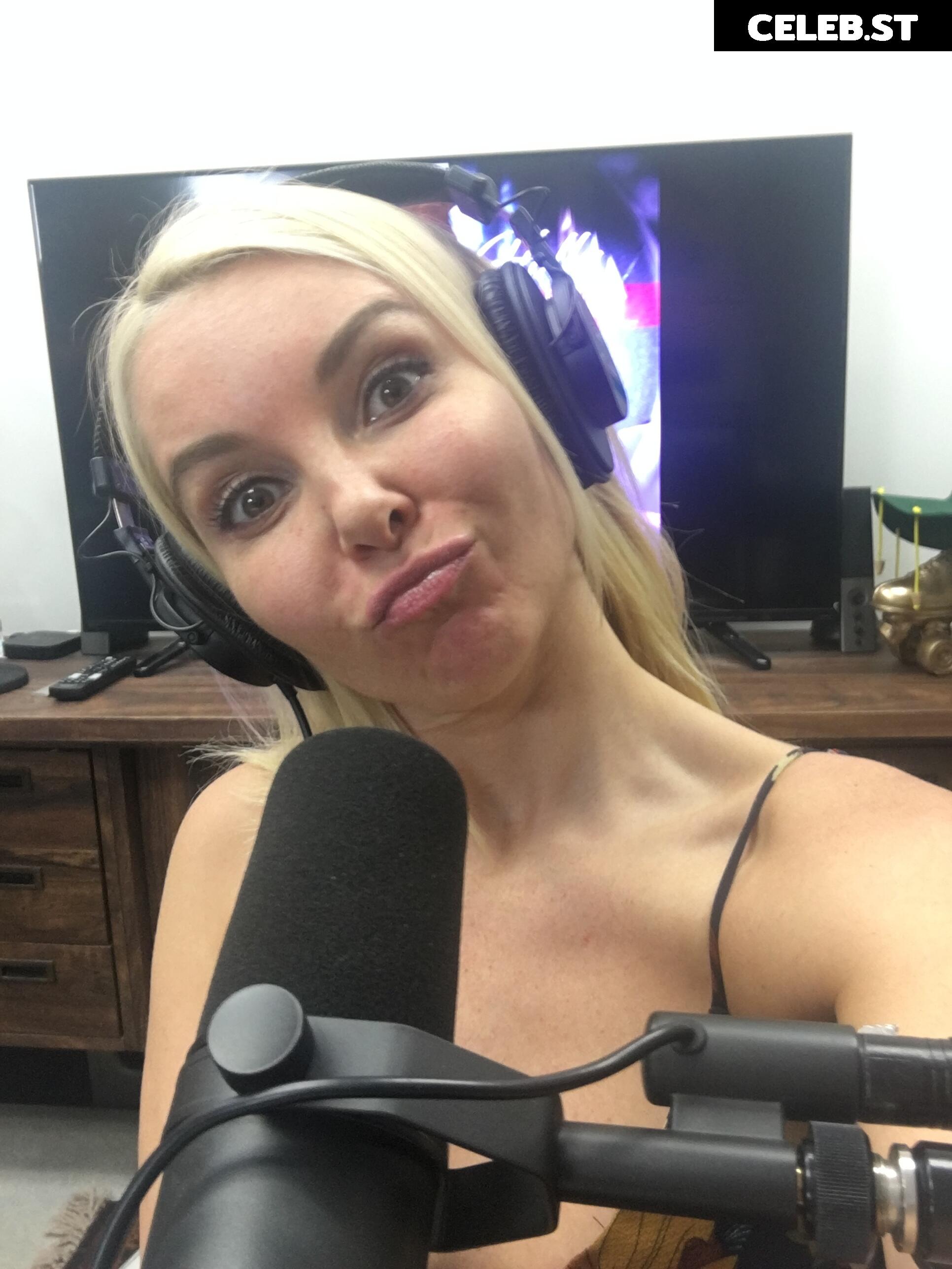 cheriedeville Image 17821819