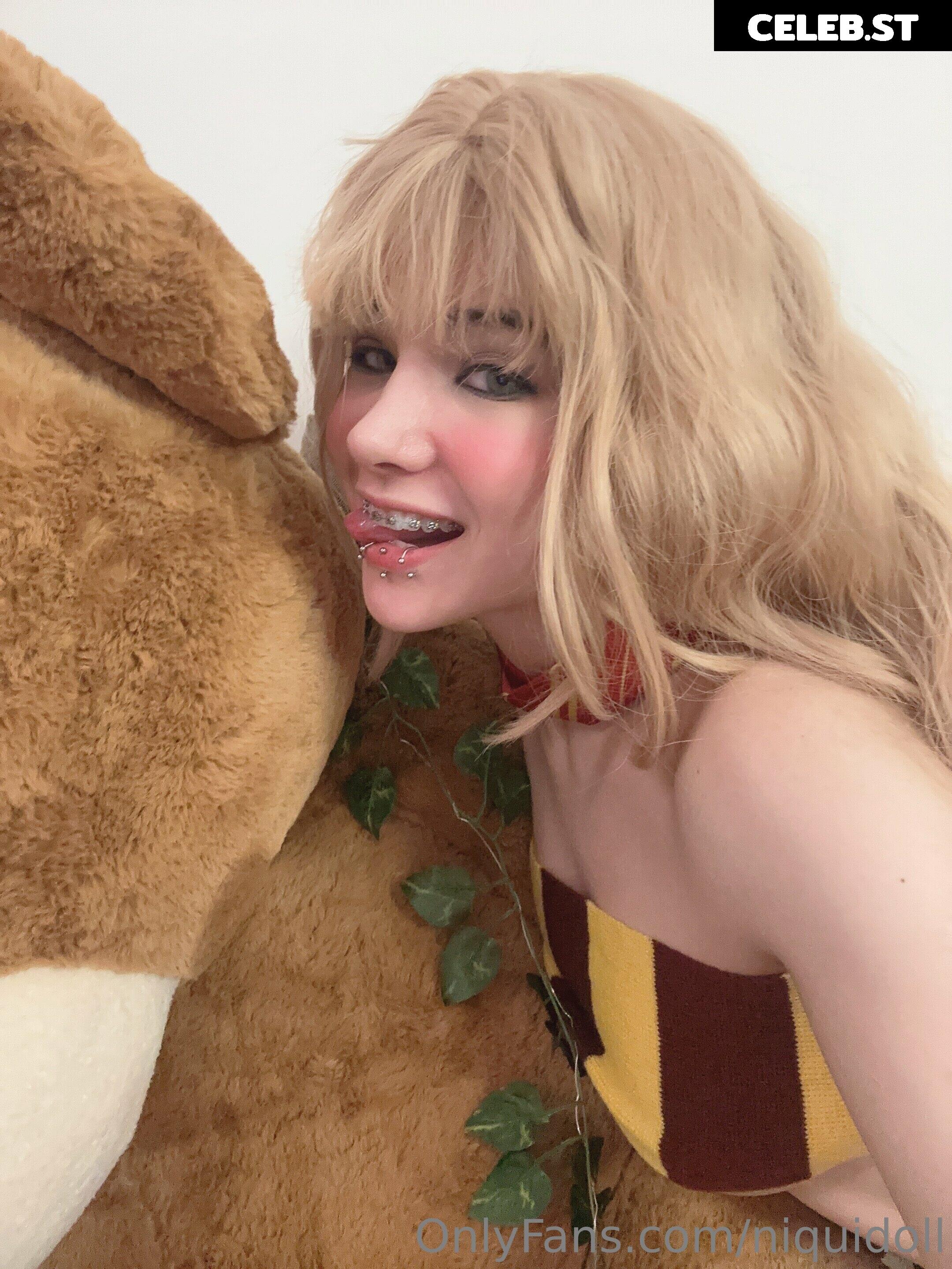 nicoleponyxo Image 1783888