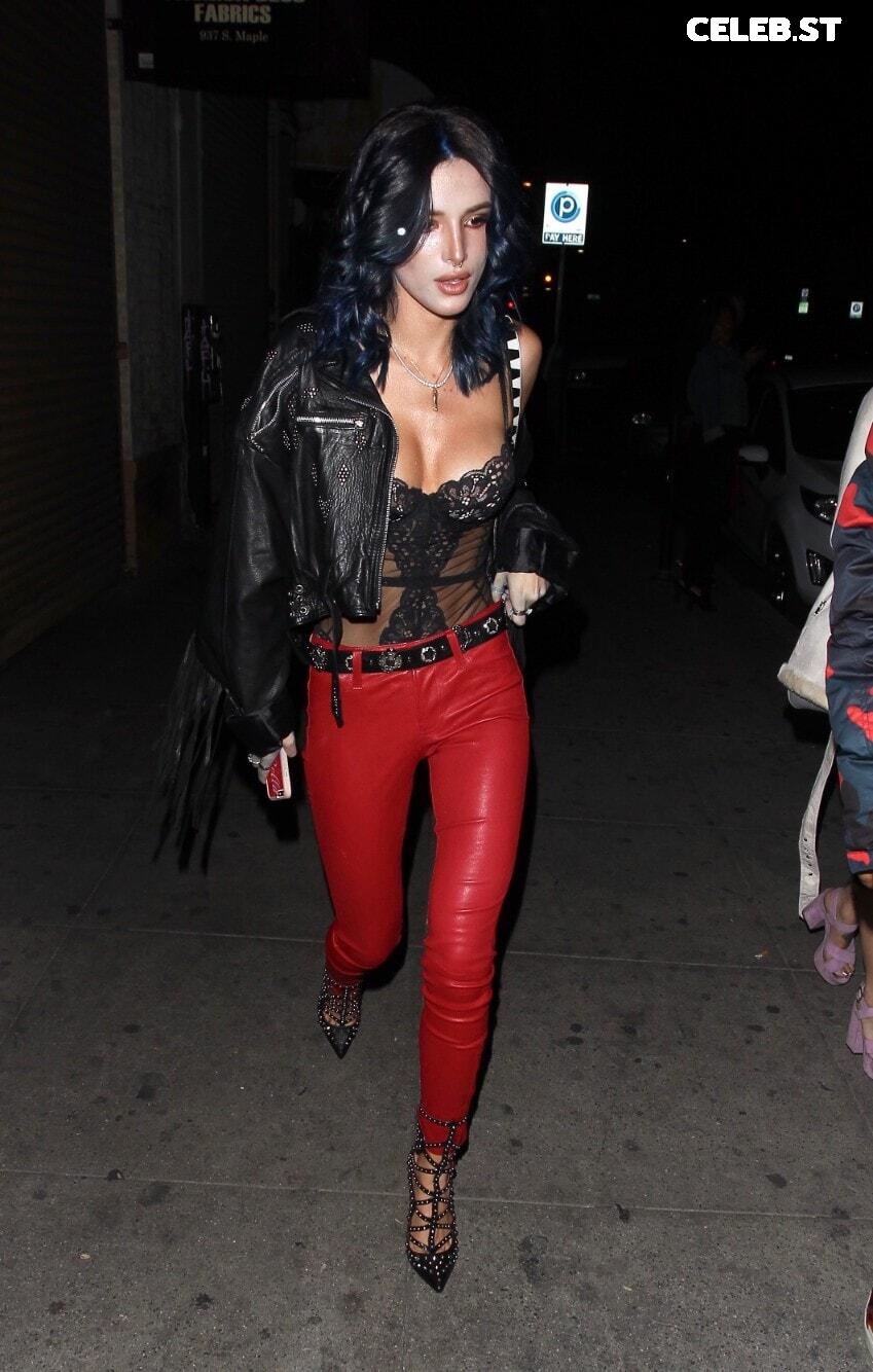 Bella Thorne Image 1783369