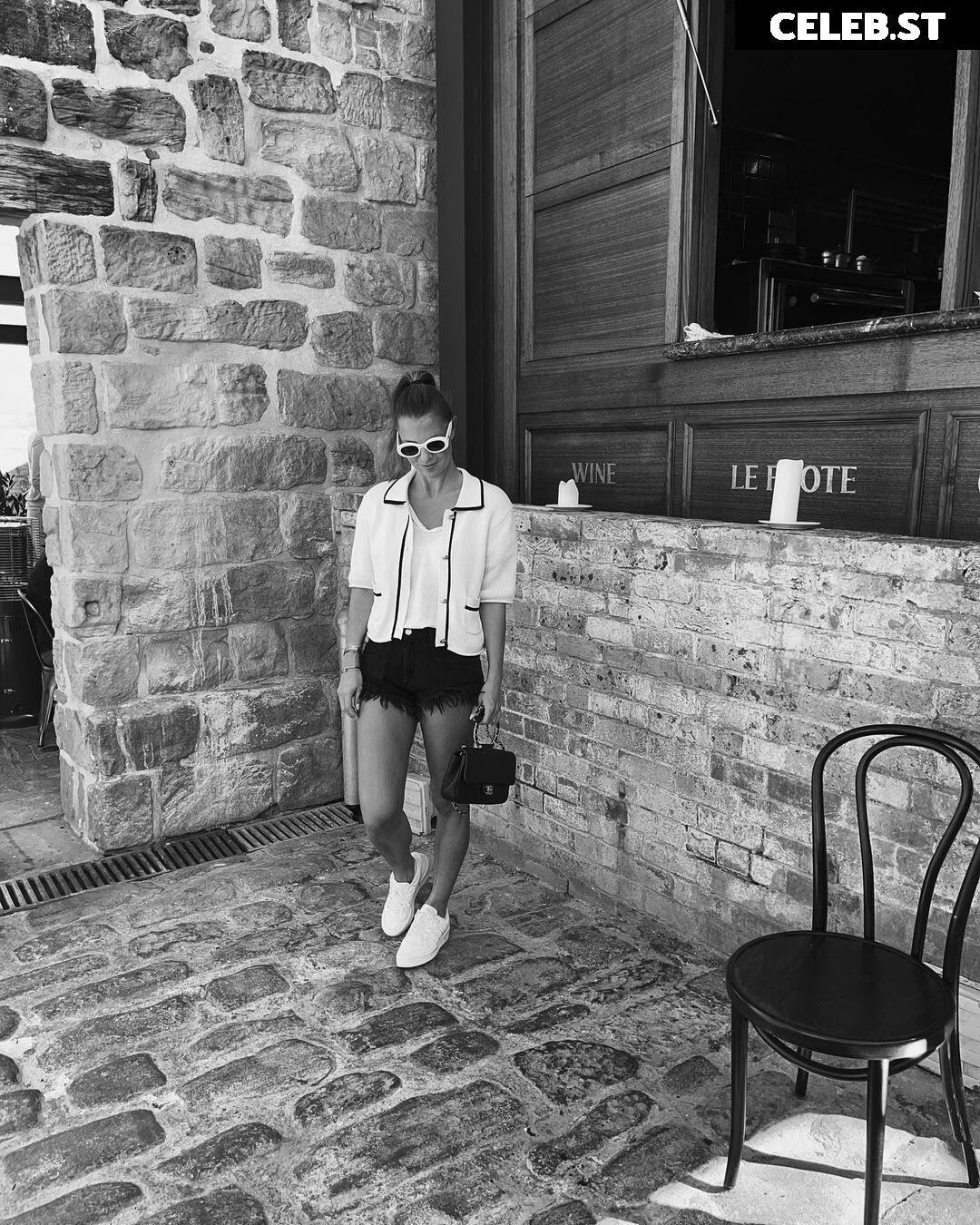 Laura Wontorra Image 1780487