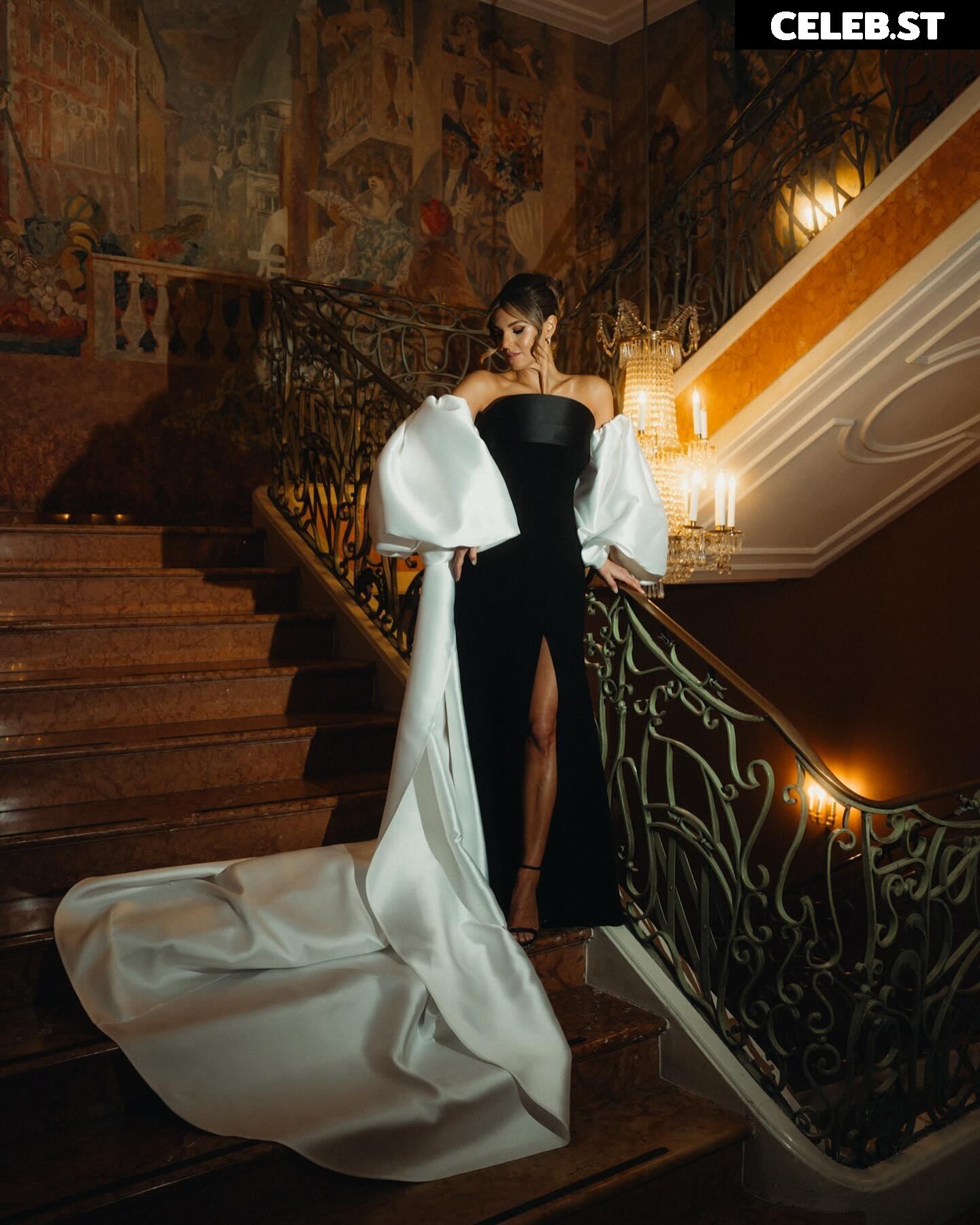 Laura Wontorra Image 1788843