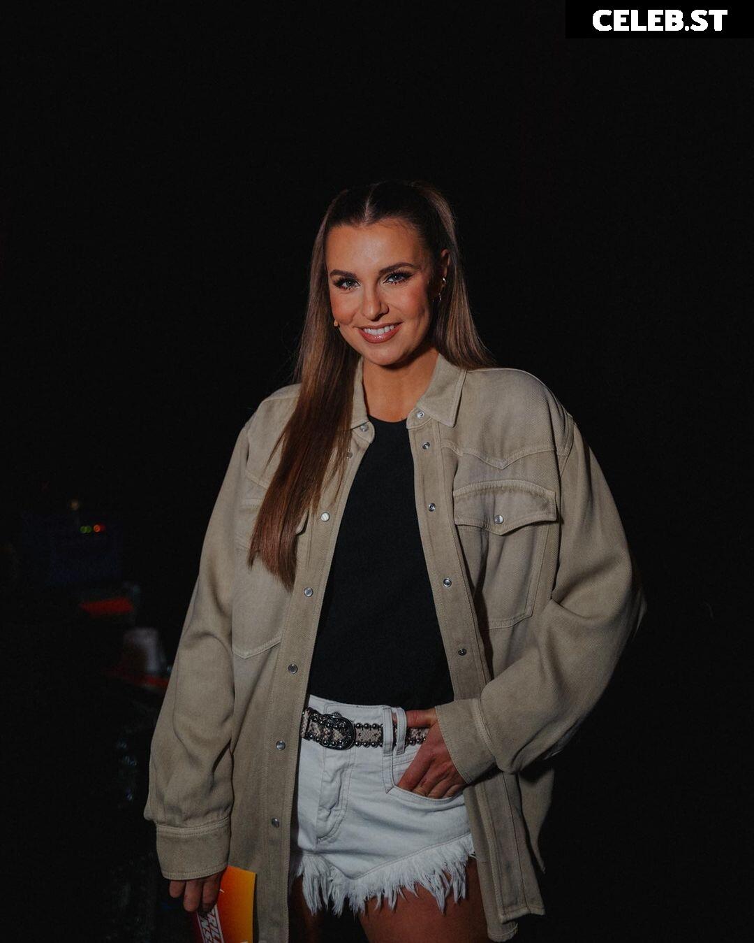 Laura Wontorra Image 1776534