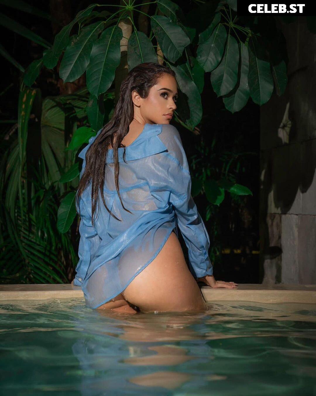 Yanet Garcia Image 1774548