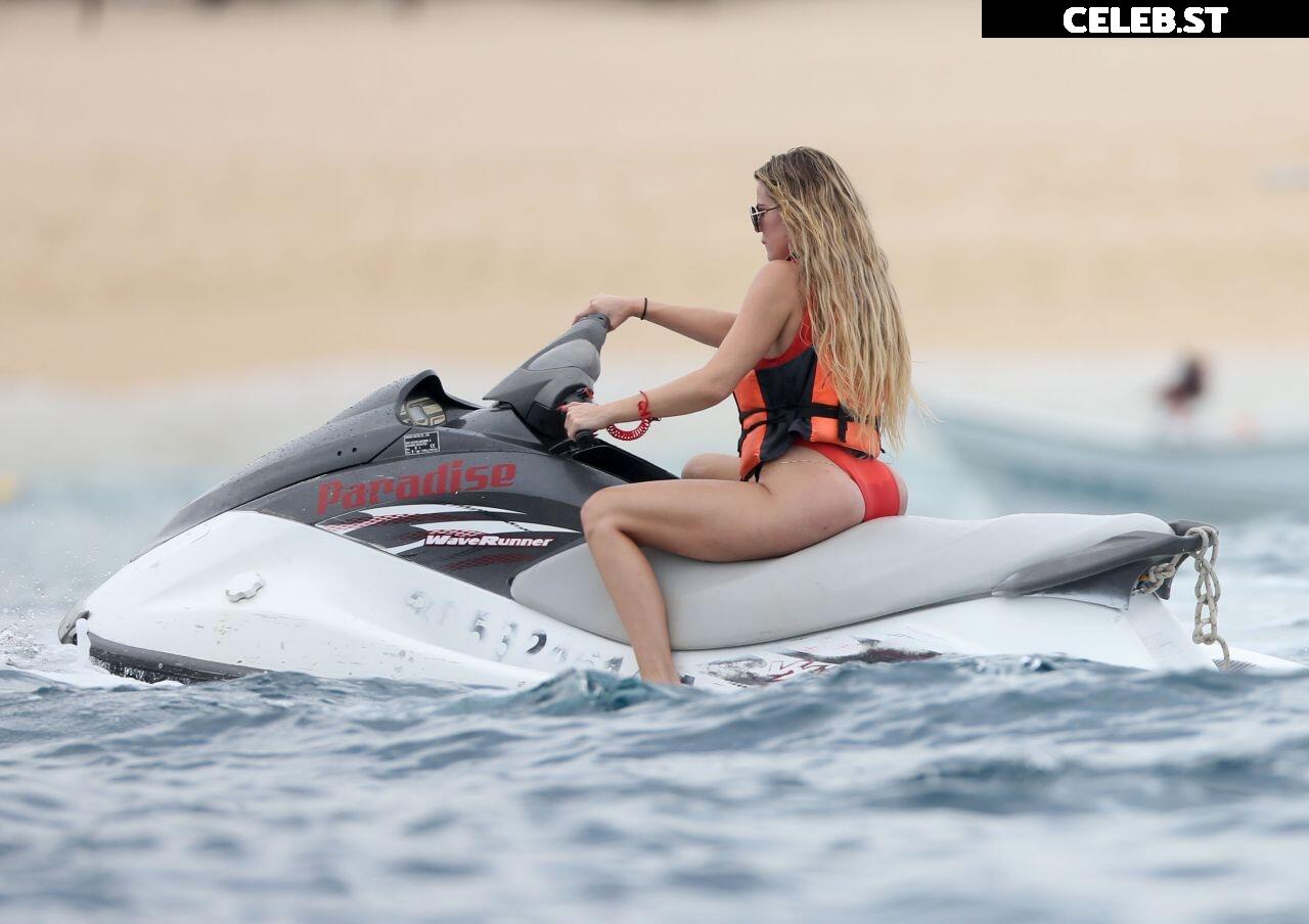 Khloé Kardashian Image 1771785
