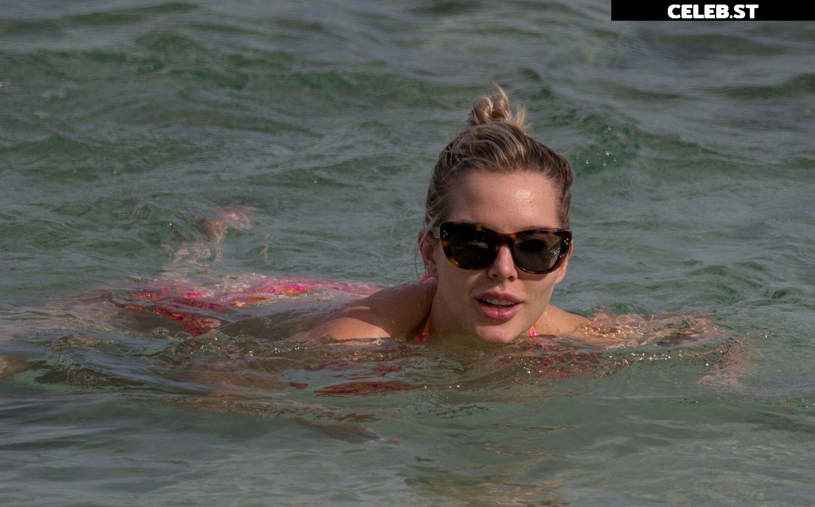 Helen Flanagan Image 1771069