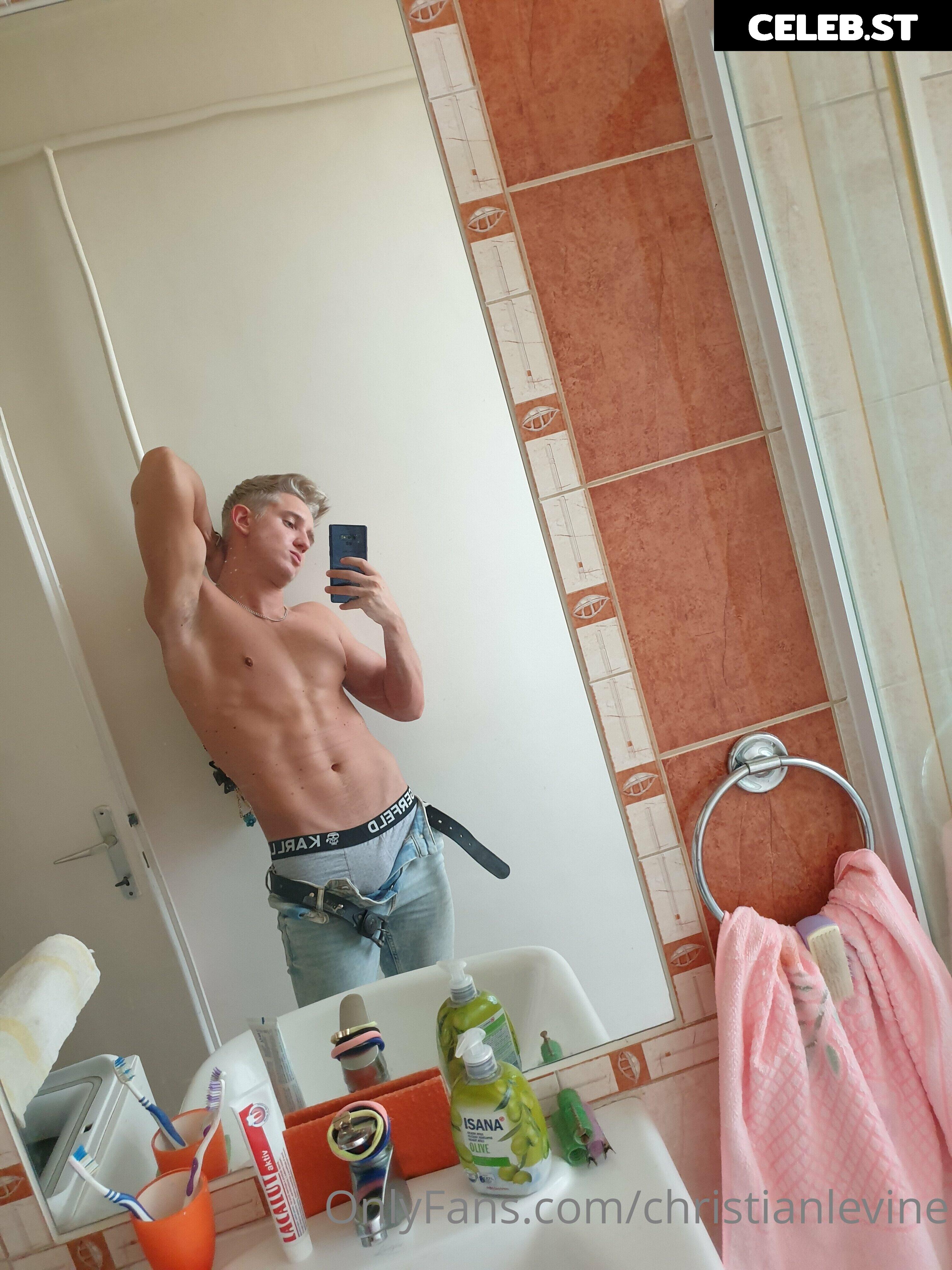 christianlevine Image 17739388