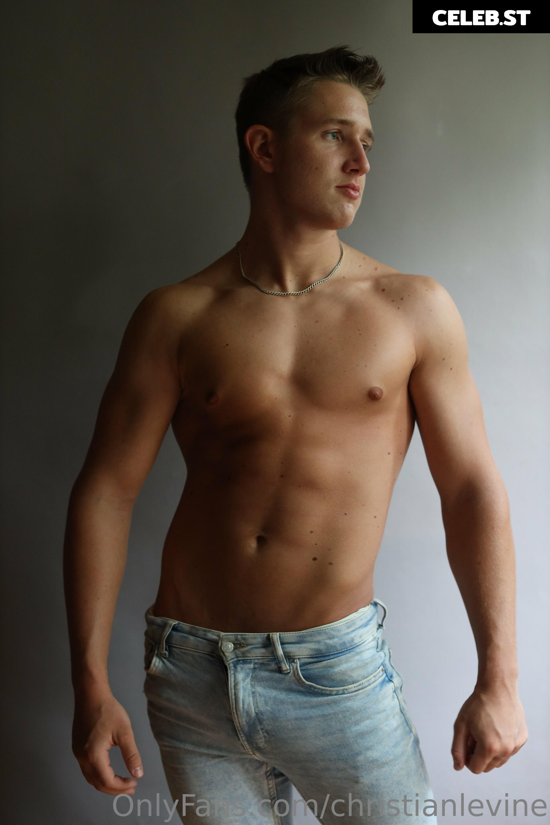 christianlevine Image 17739366