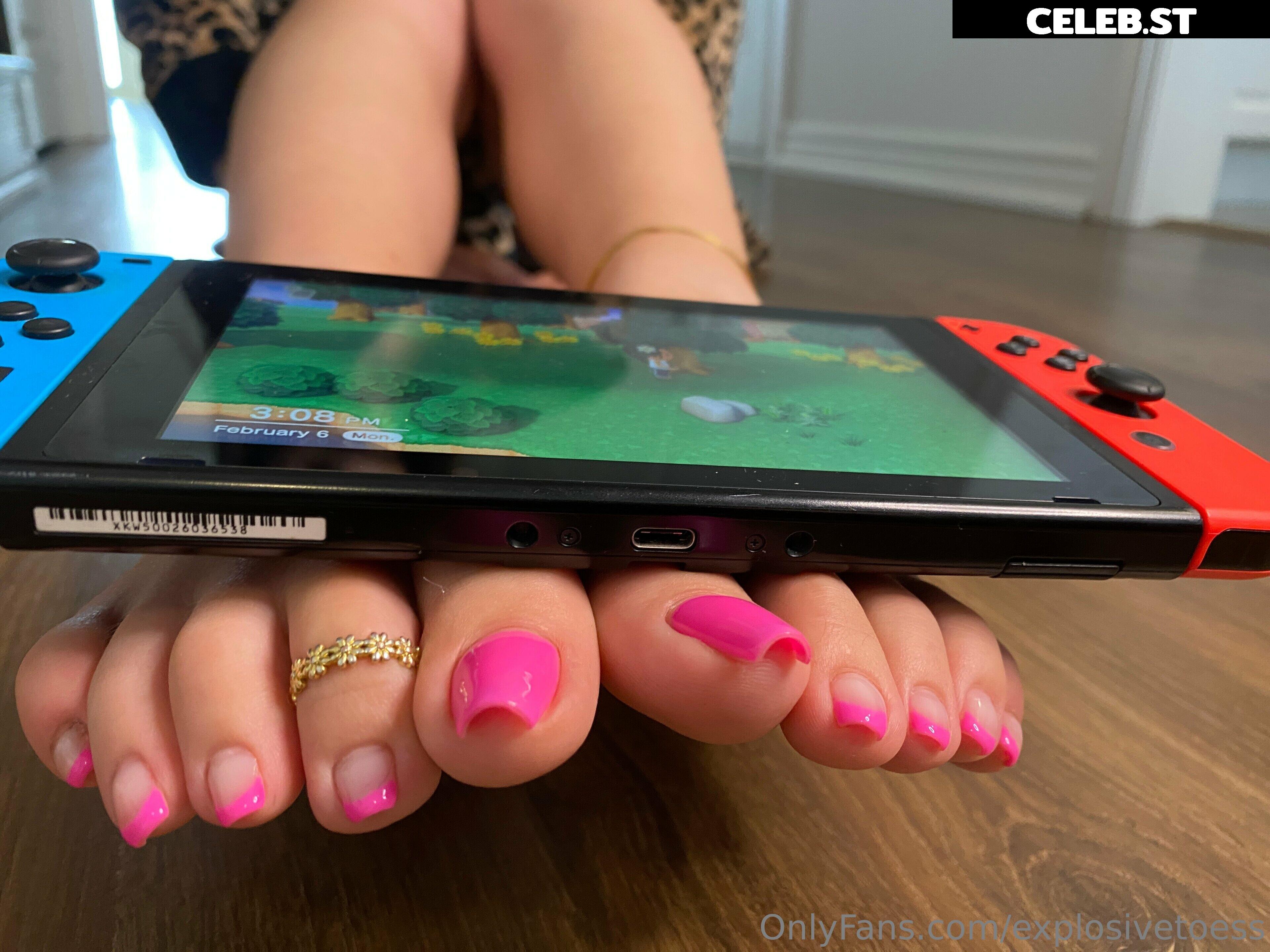 explosivetoess Image 17702036