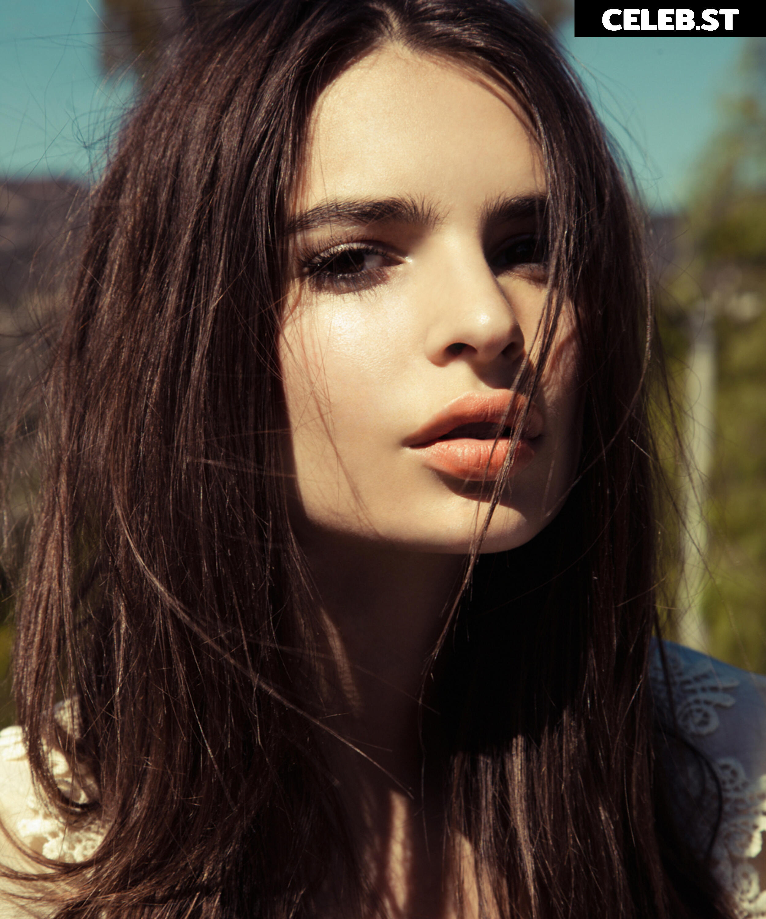 Emily Ratajkowski Image 1770963