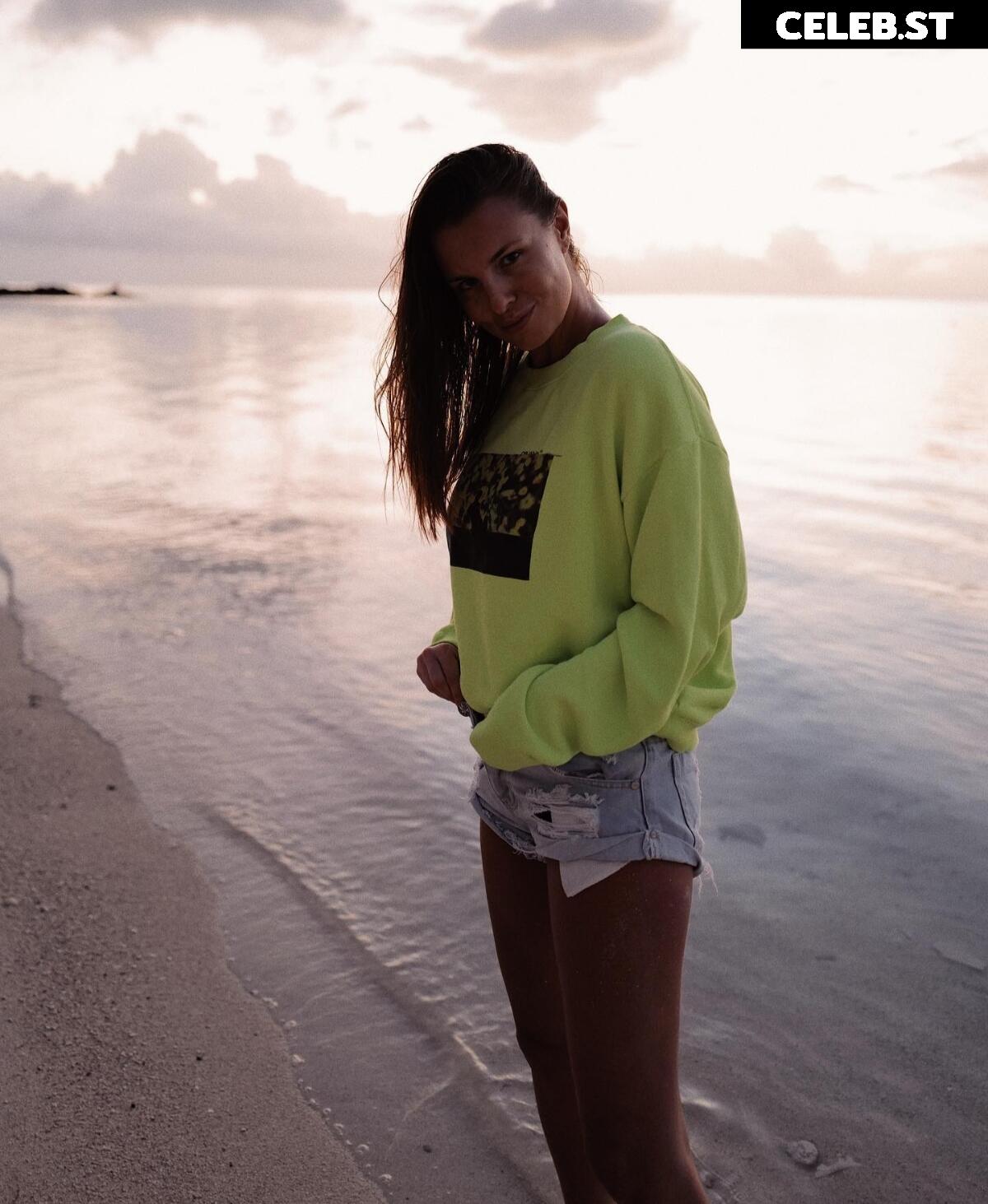 Laura Wontorra Image 1779042