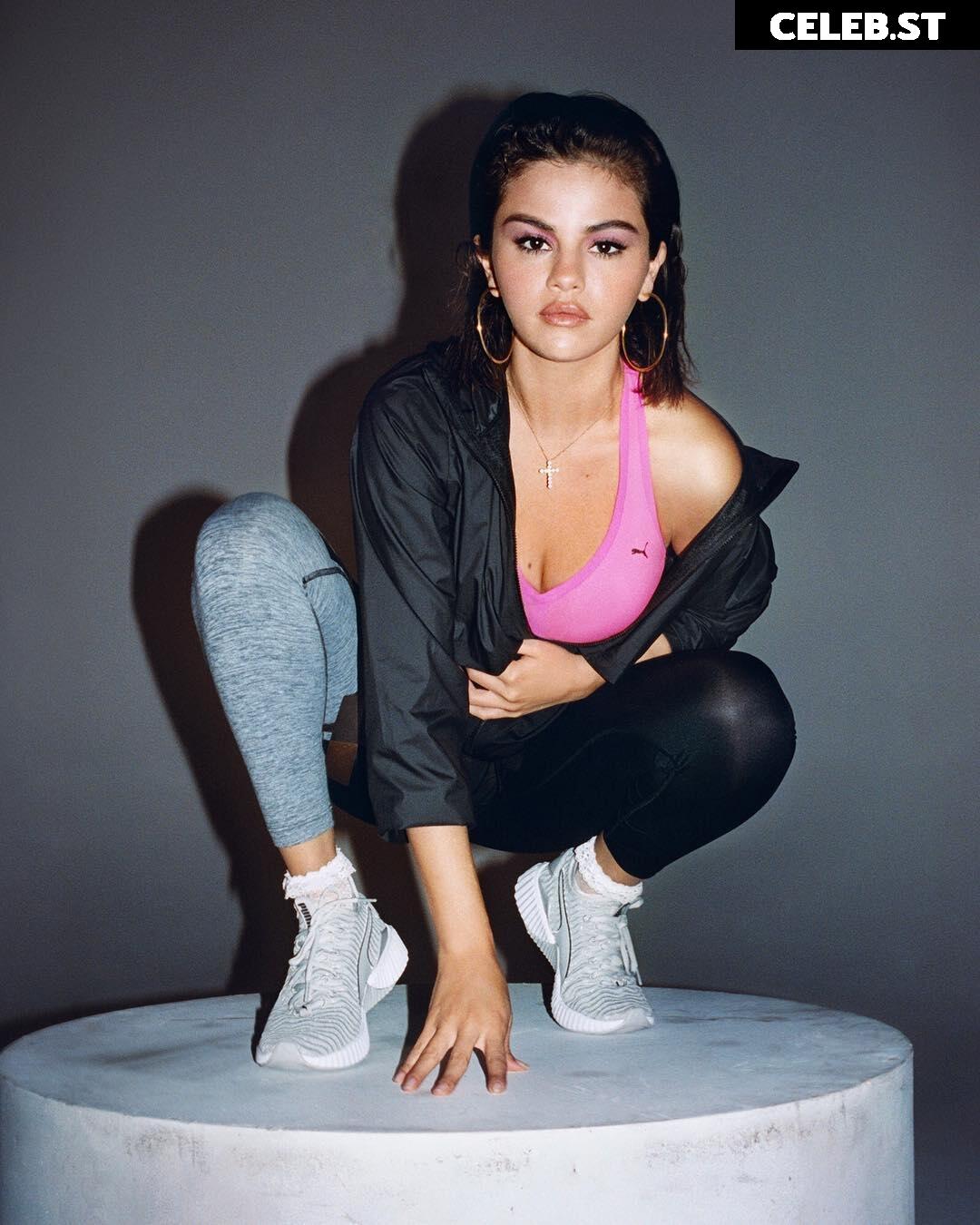 Selena Gomez Image 1778419