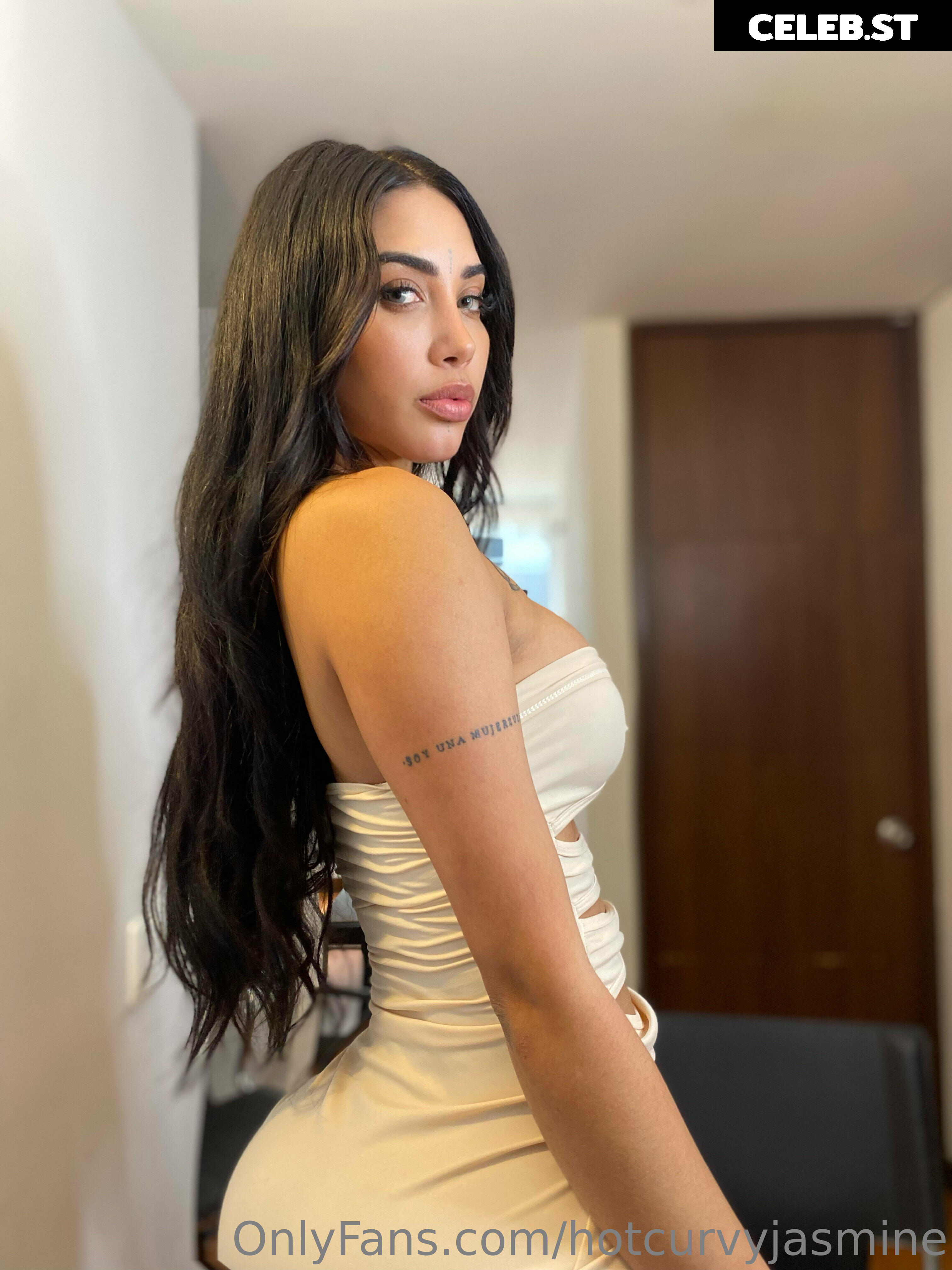 hotcurvyjasmine Image 17784299