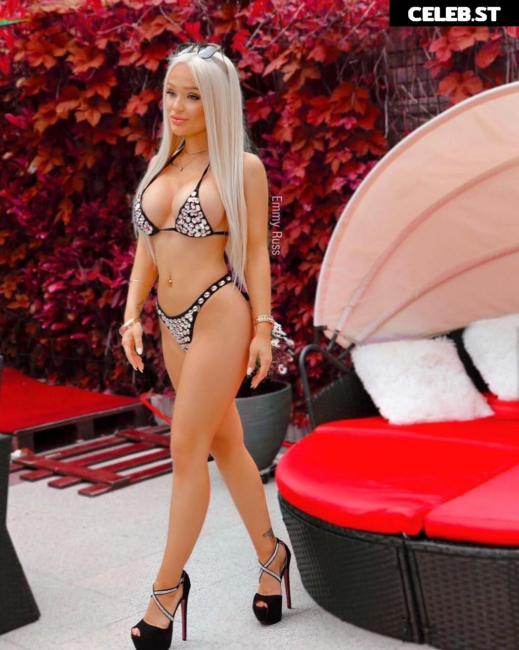Emmy Russ Image 1766813