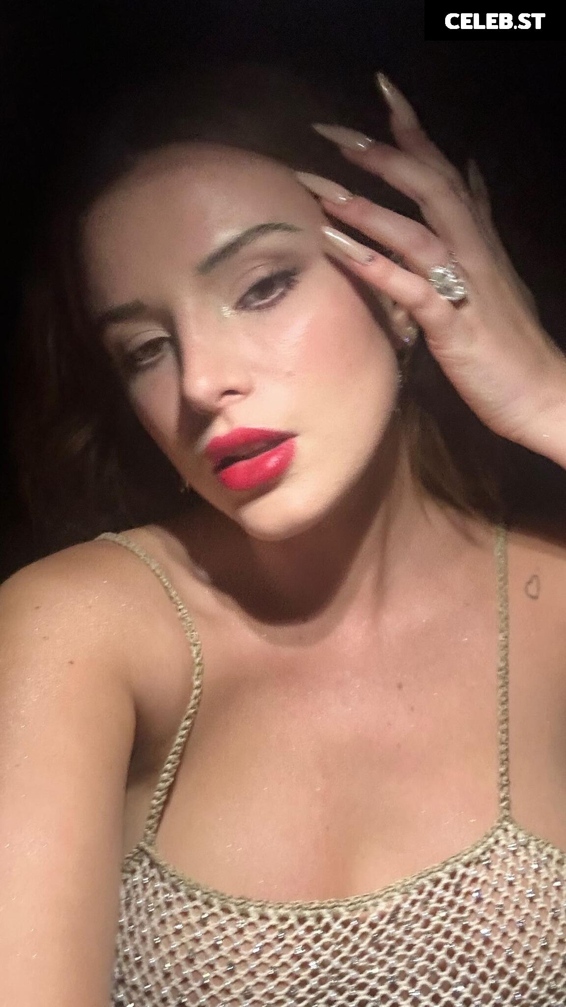 Bella Thorne Image 1766575