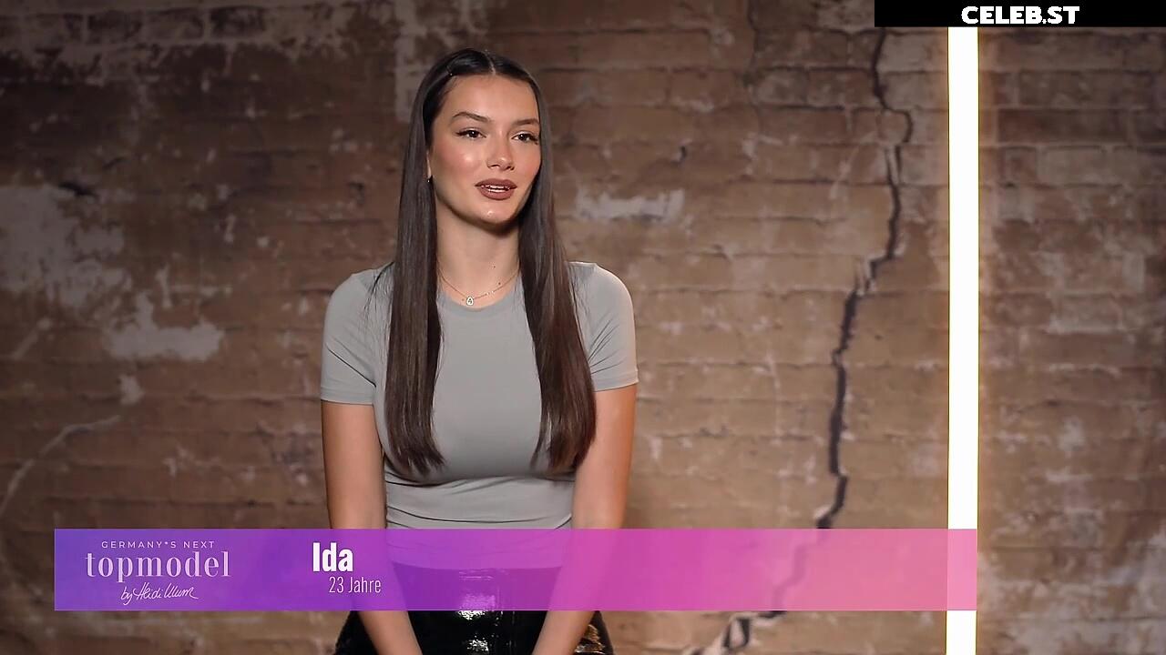 Ida Kulis Image 1764487