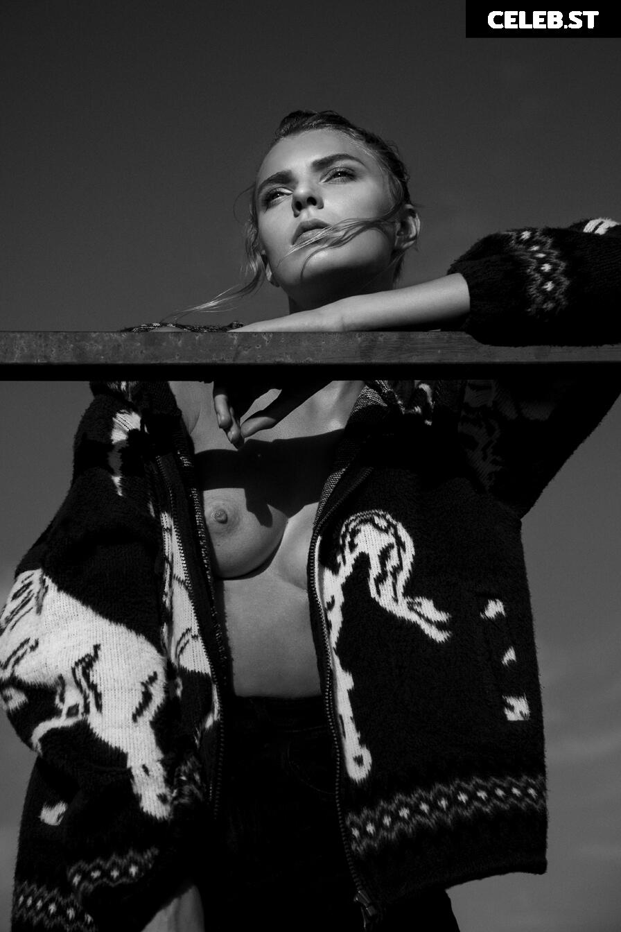 Jolina Fust Image 1761815