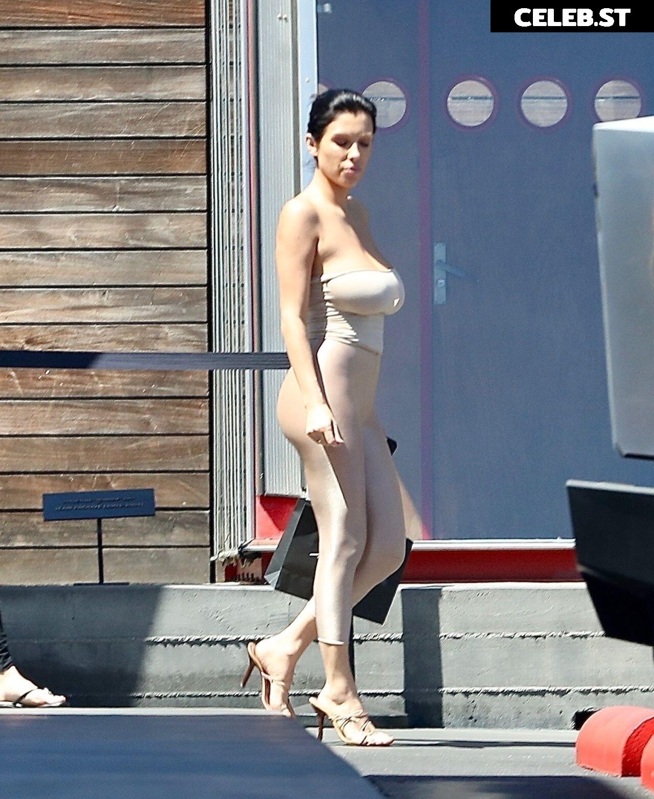 Bianca Censori Image 1761431