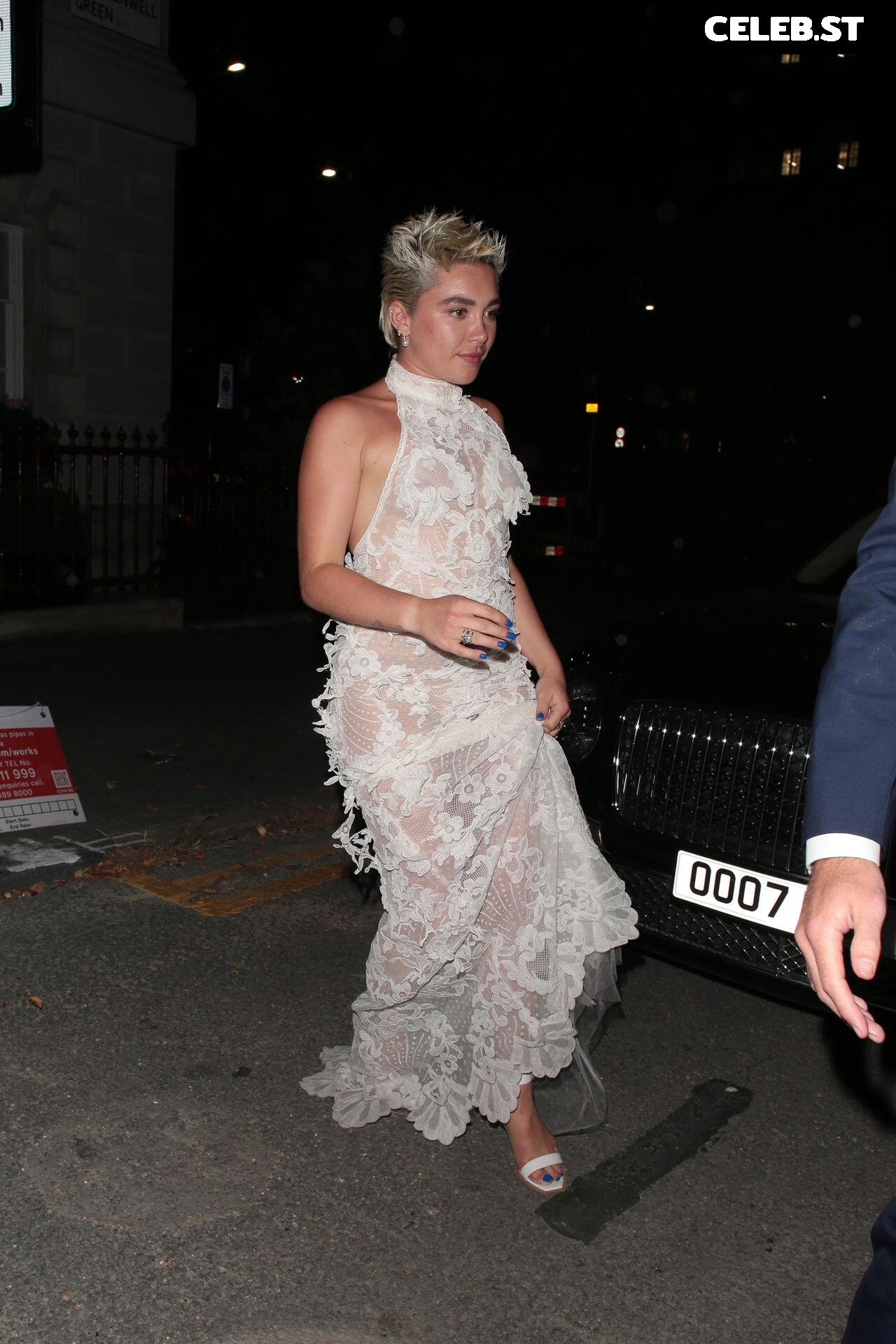 Florence Pugh Image 1762060