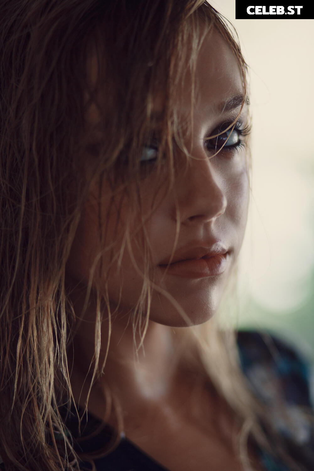 Alexis Ren Image 1760595