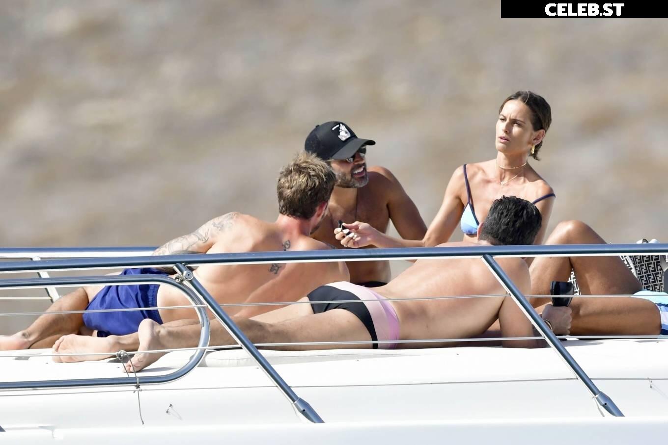 Izabel Goulart Image 1760797