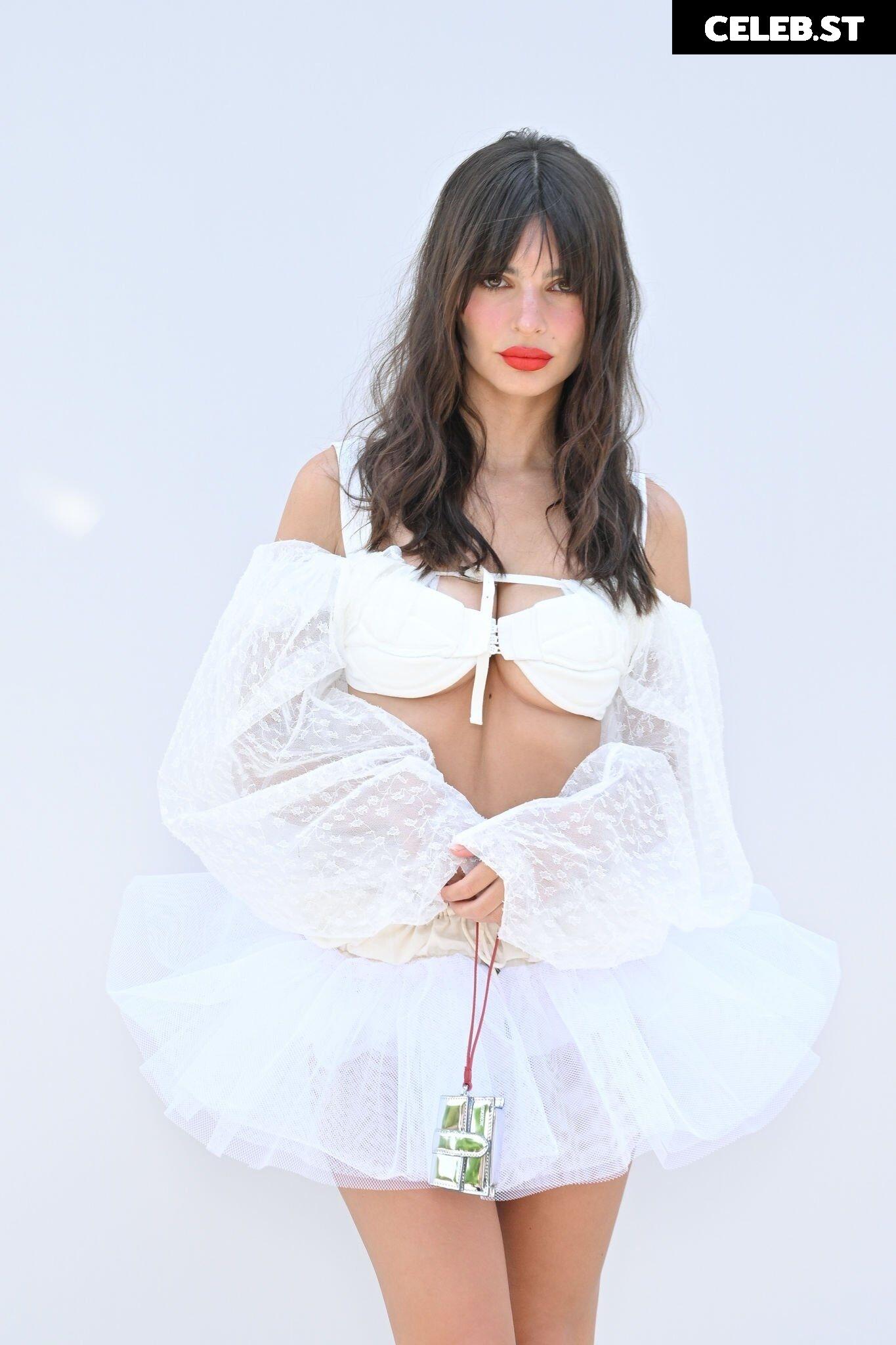 Emily Ratajkowski Image 1769474